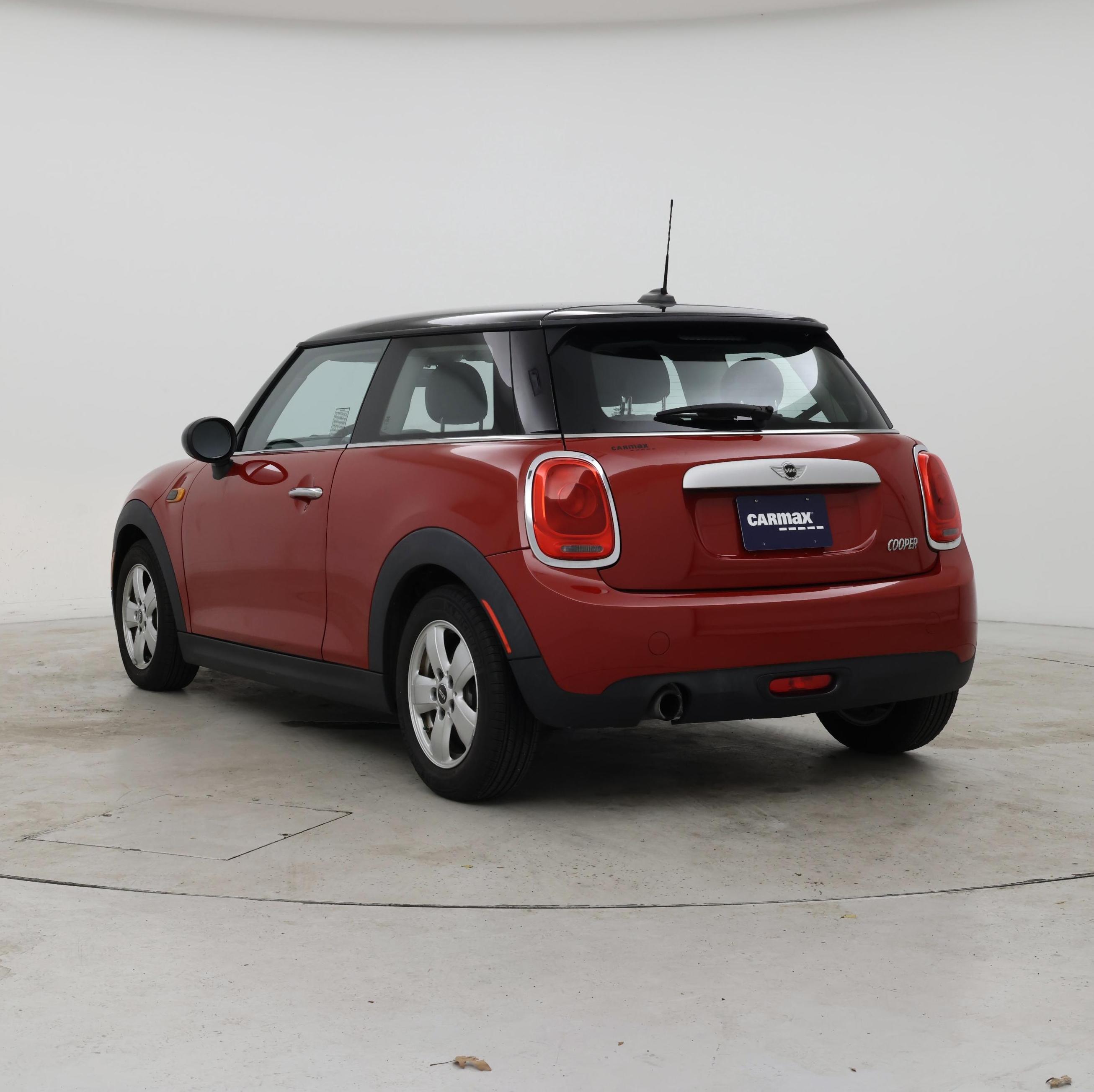 Thumbnail: 2015 MINI Cooper Hardtop - 2