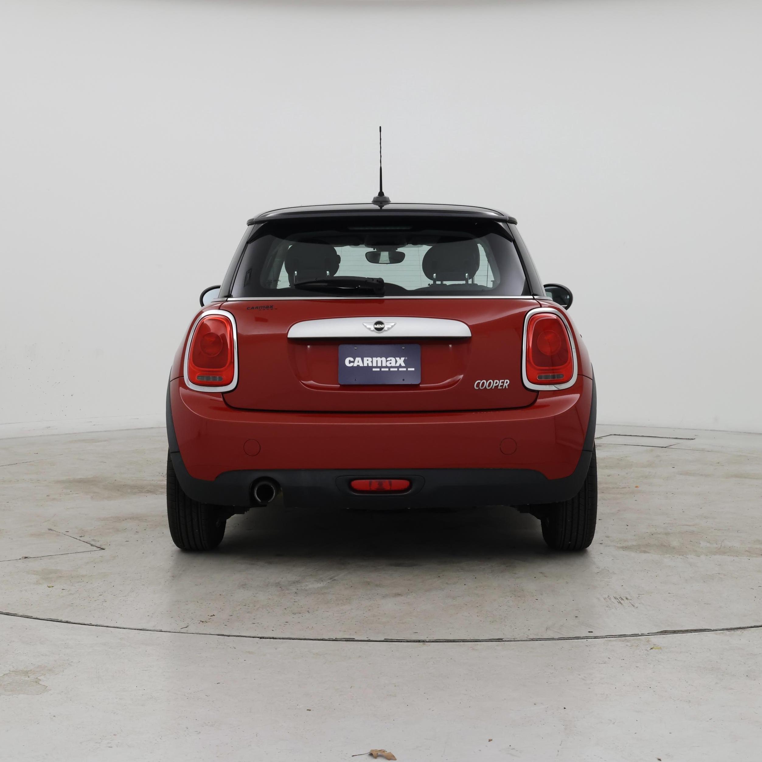 Thumbnail: 2015 MINI Cooper Hardtop - 6