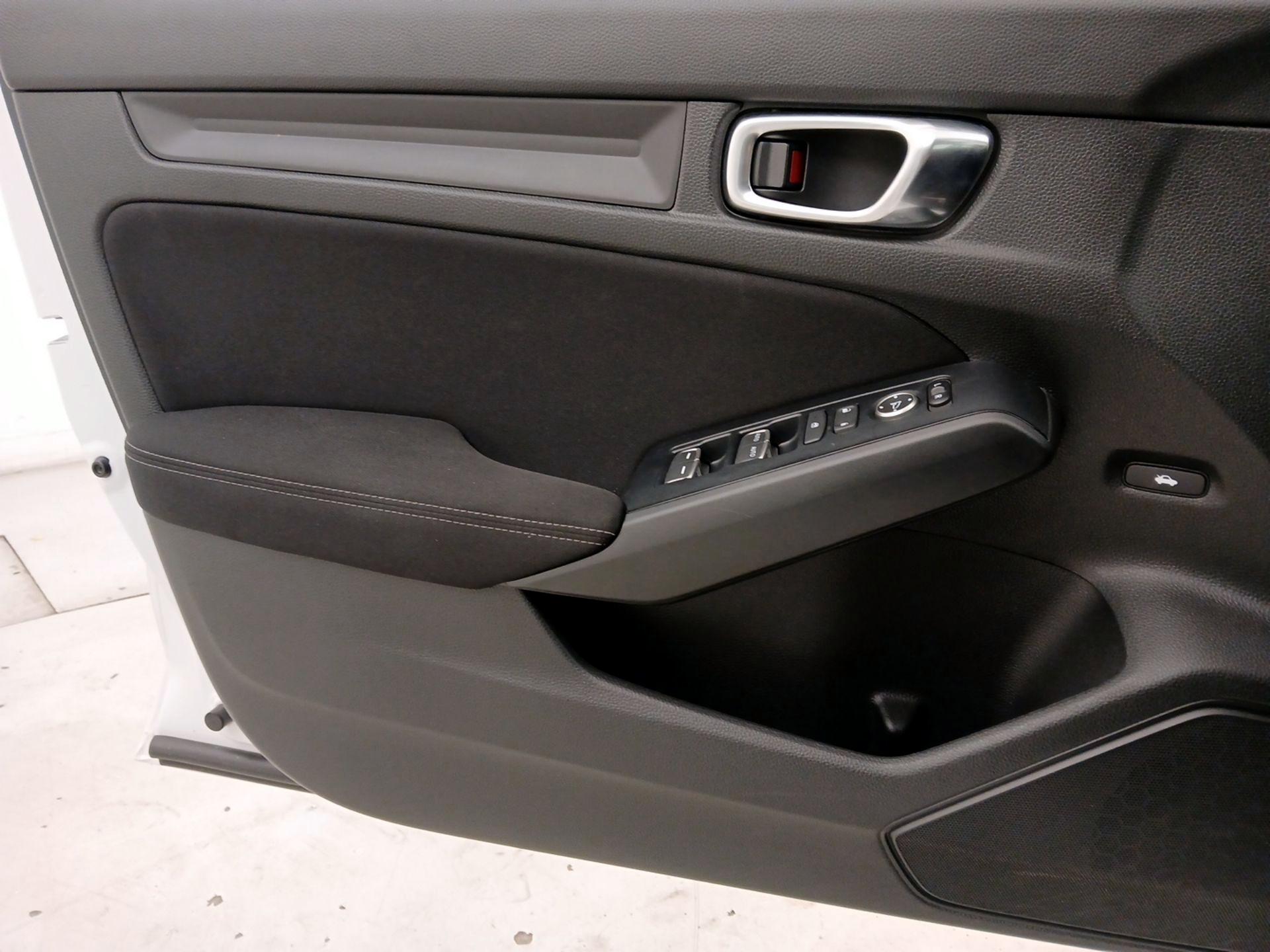 Thumbnail: 2025 Honda Civic - 12