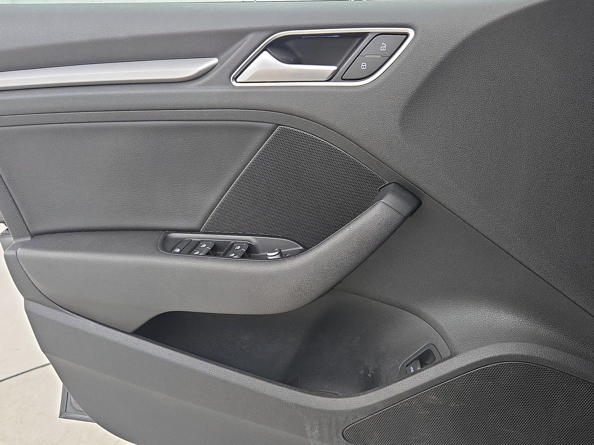 Thumbnail: 2018 Audi A3 - 12