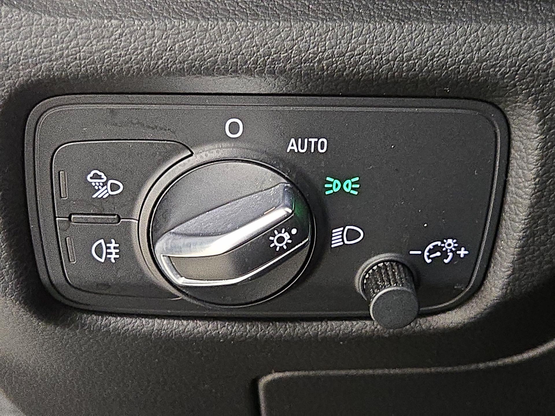 Thumbnail: 2018 Audi A3 - 13