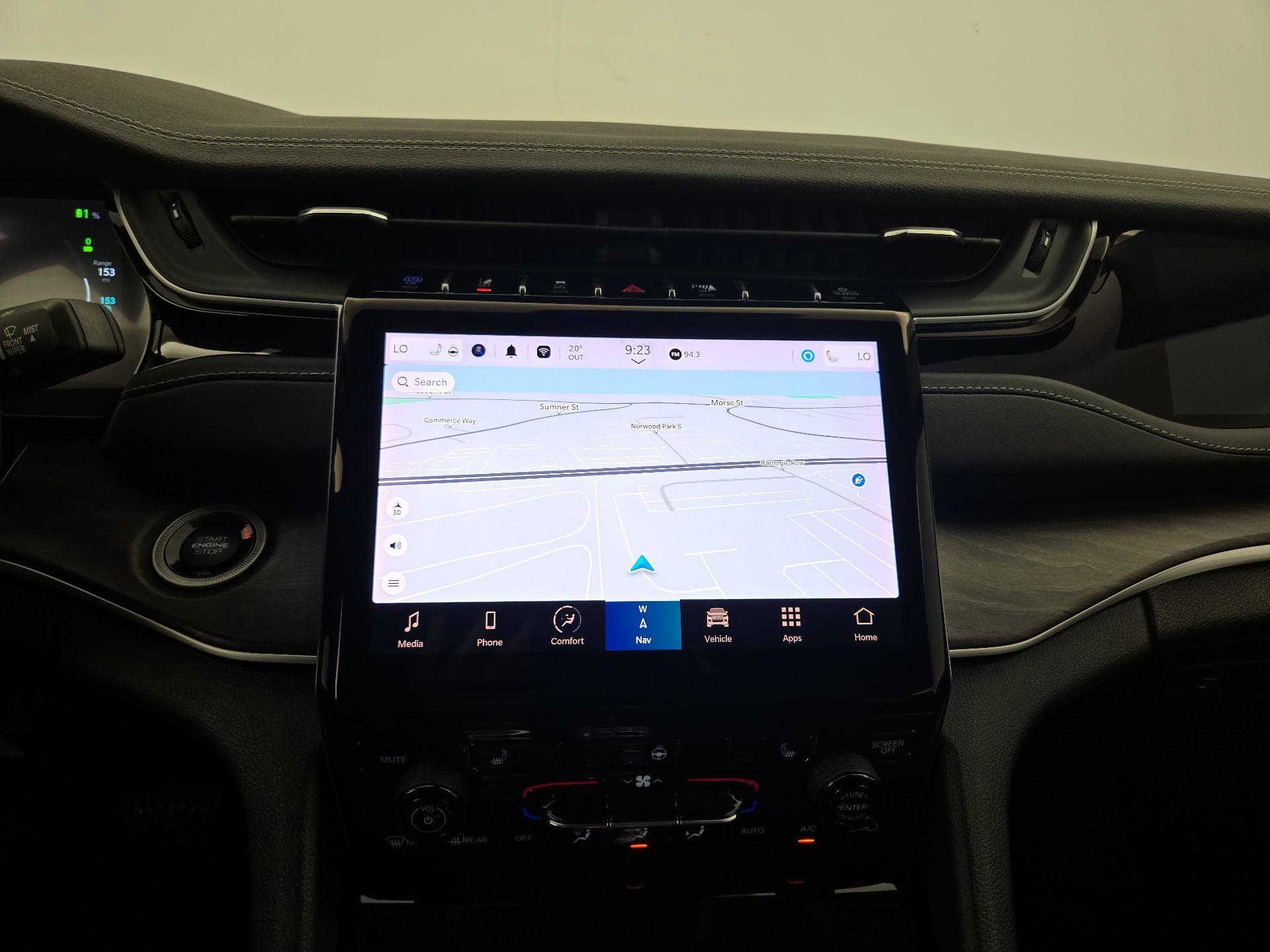 Thumbnail: 2023 Jeep Grand Cherokee - 14