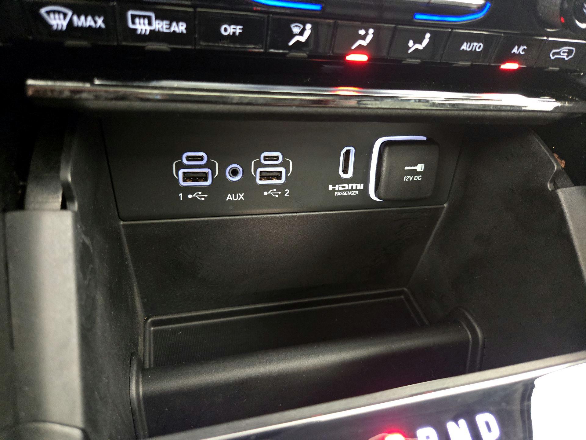 Thumbnail: 2023 Jeep Grand Cherokee - 19