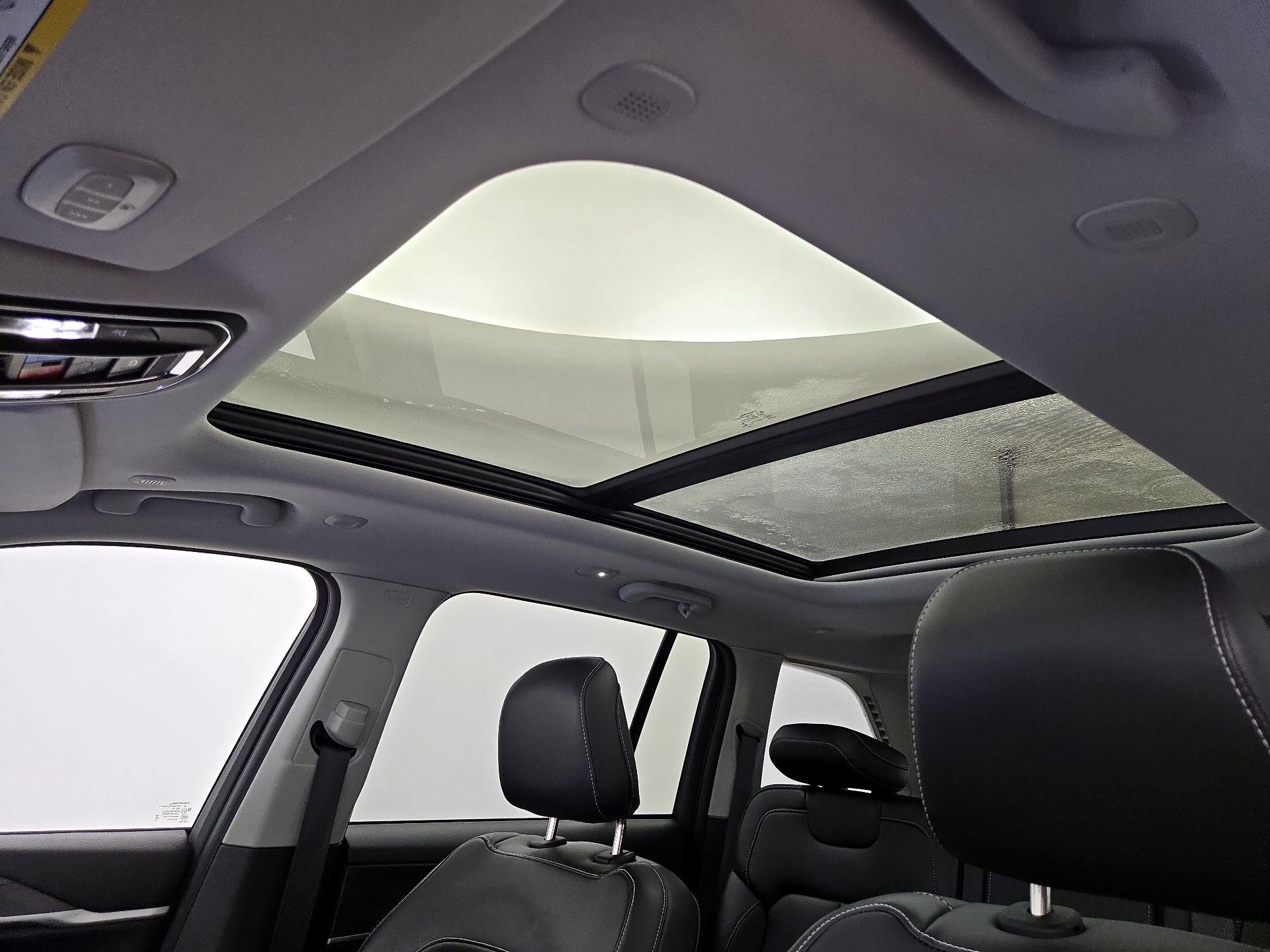 Thumbnail: 2023 Jeep Grand Cherokee - 20