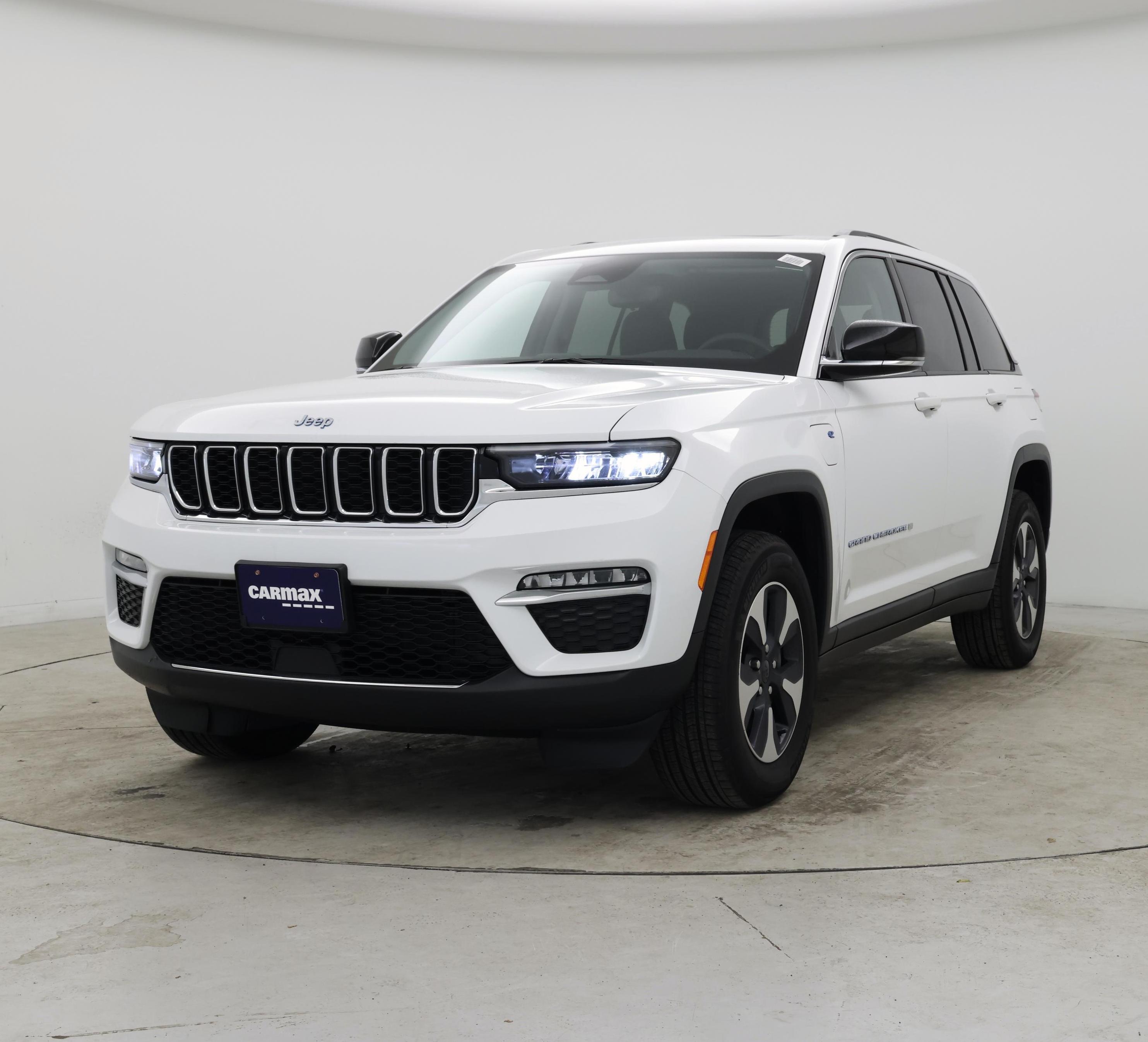 Thumbnail: 2023 Jeep Grand Cherokee - 4