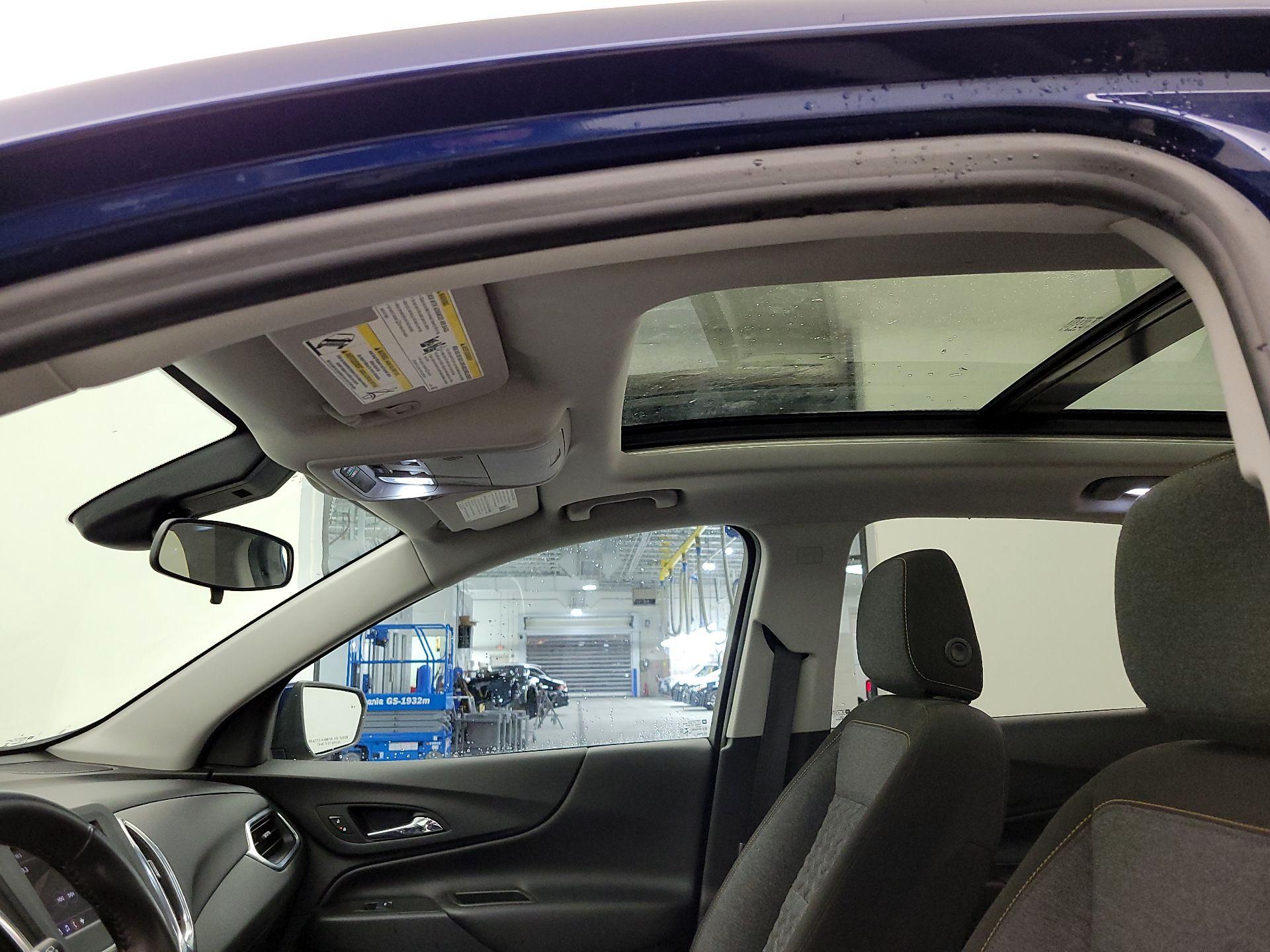 Thumbnail: 2022 Chevrolet Equinox - 19