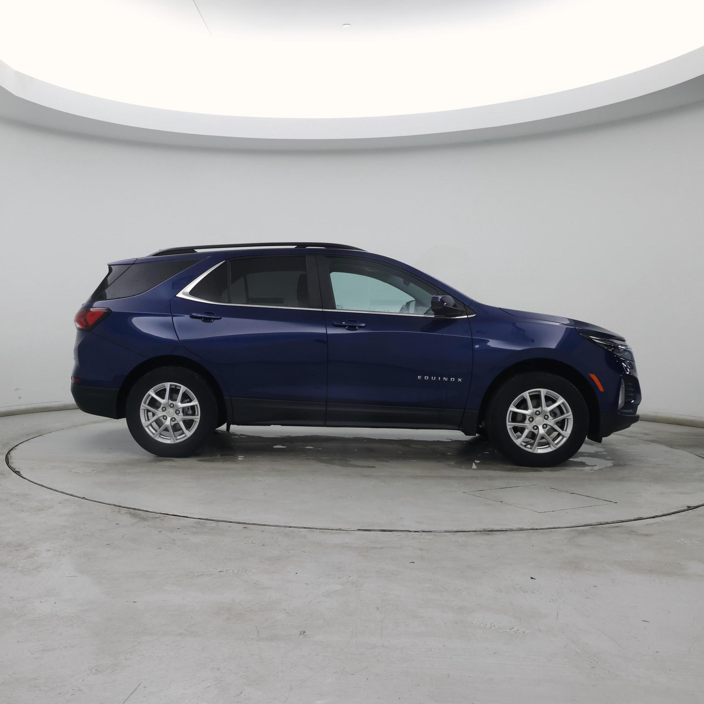 Thumbnail: 2022 Chevrolet Equinox - 7