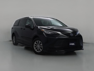 2022 Toyota Sienna Hybrid LE