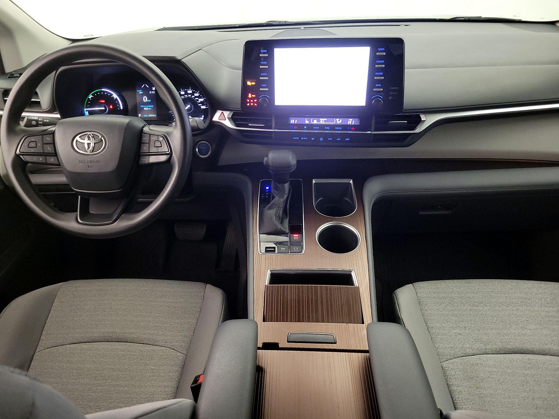 Thumbnail: 2022 Toyota Sienna - 9