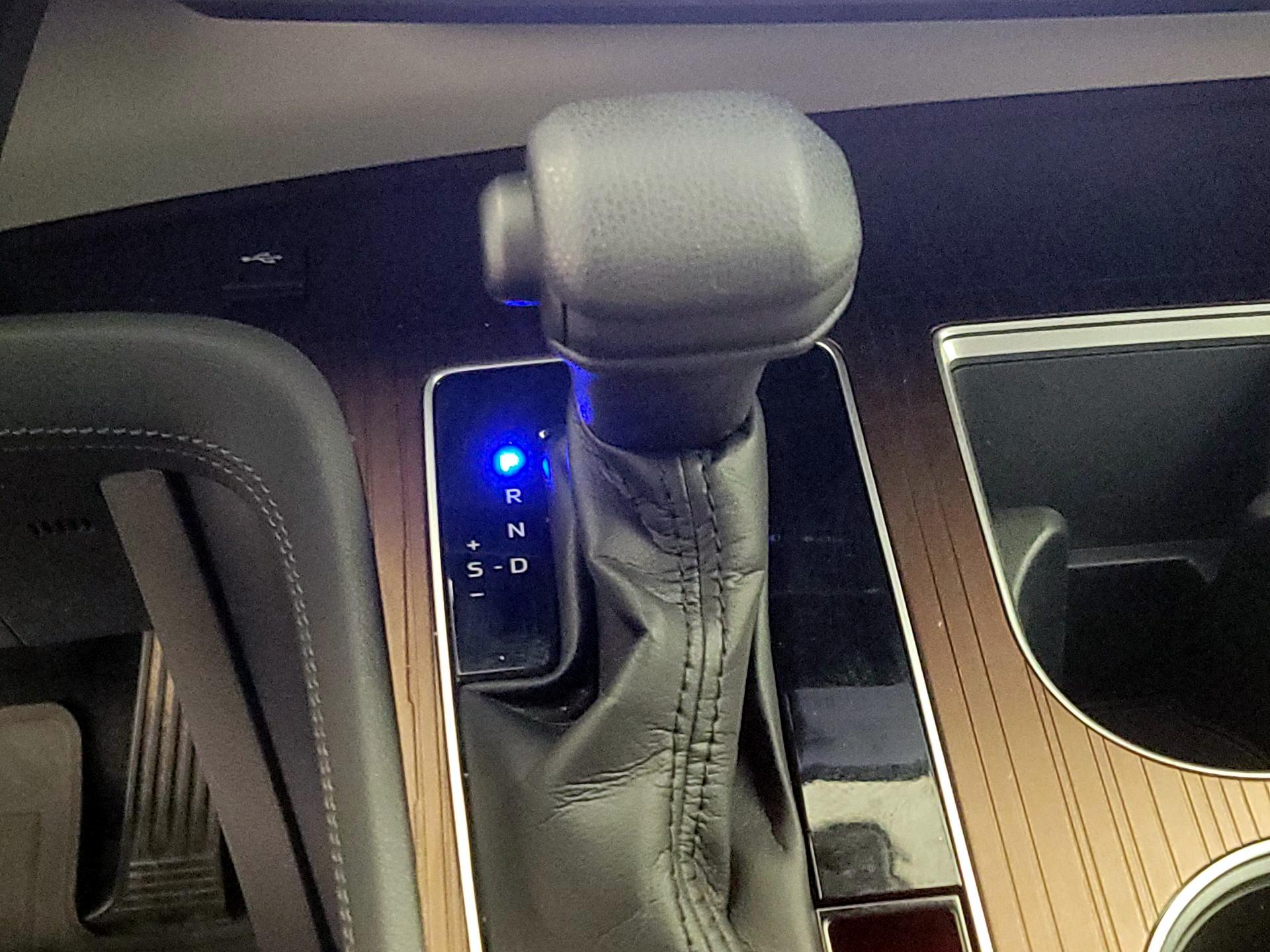 Thumbnail: 2022 Toyota Sienna - 17