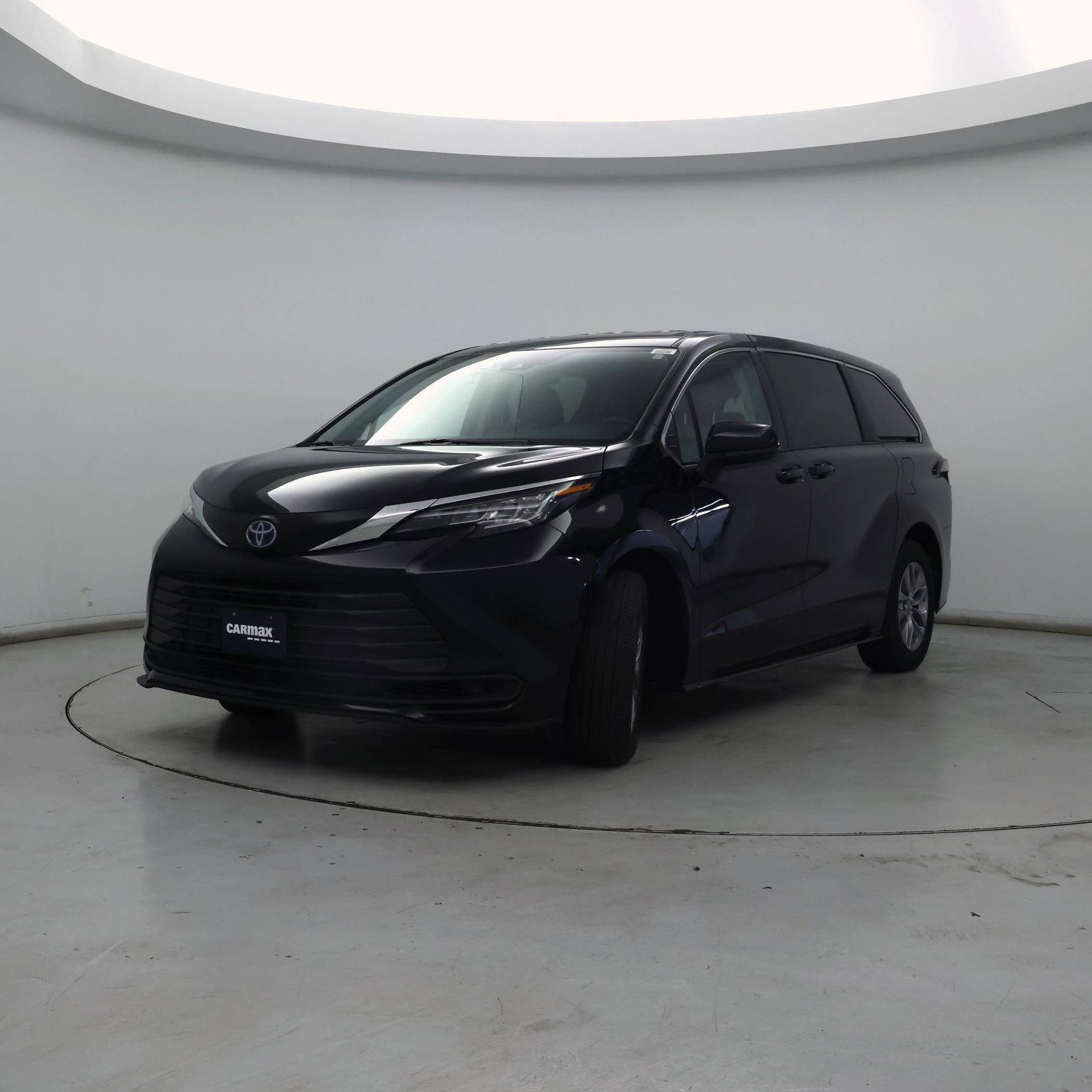 Thumbnail: 2022 Toyota Sienna - 4