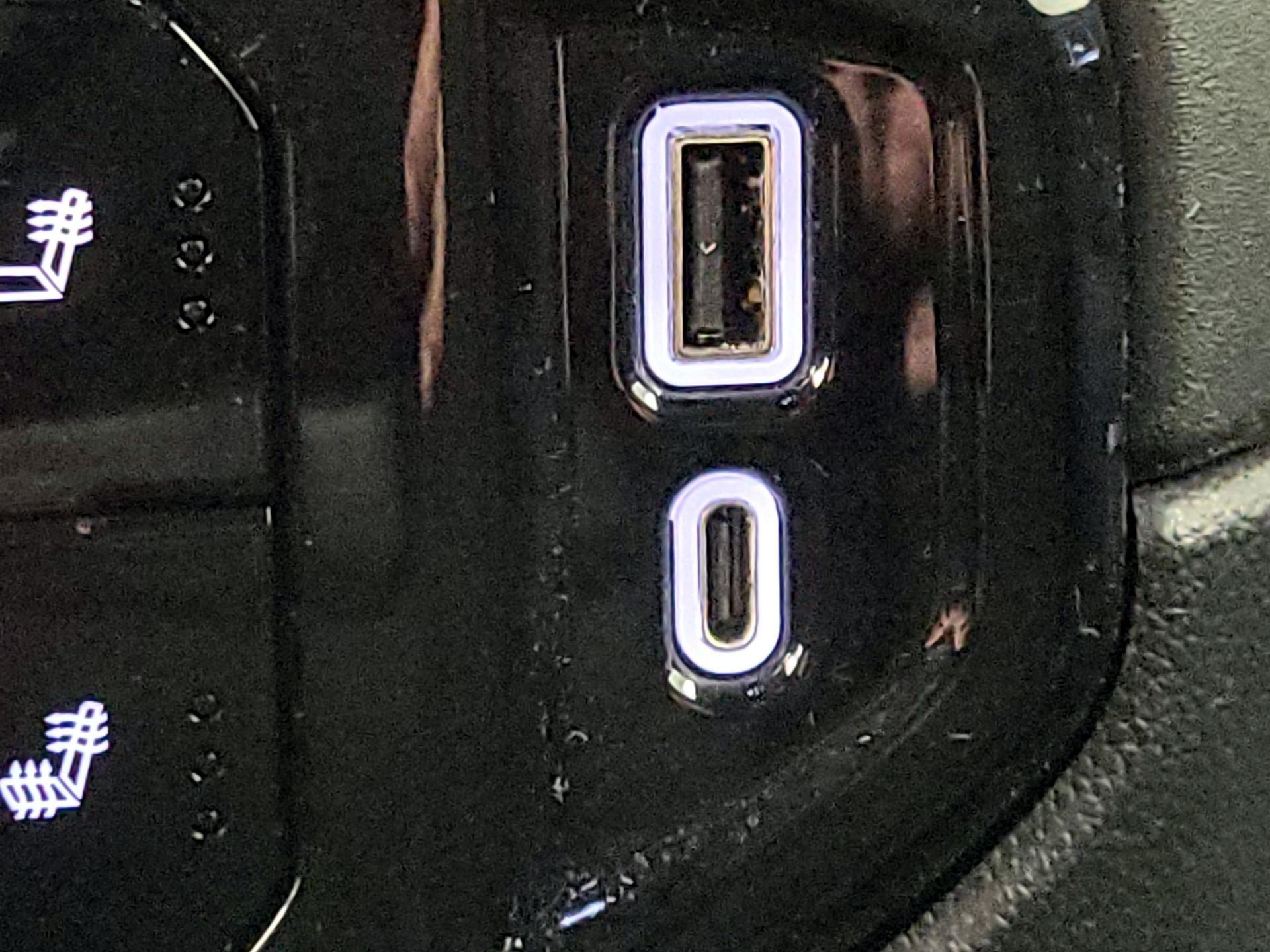 Thumbnail: 2022 Chevrolet Silverado 1500 - 19