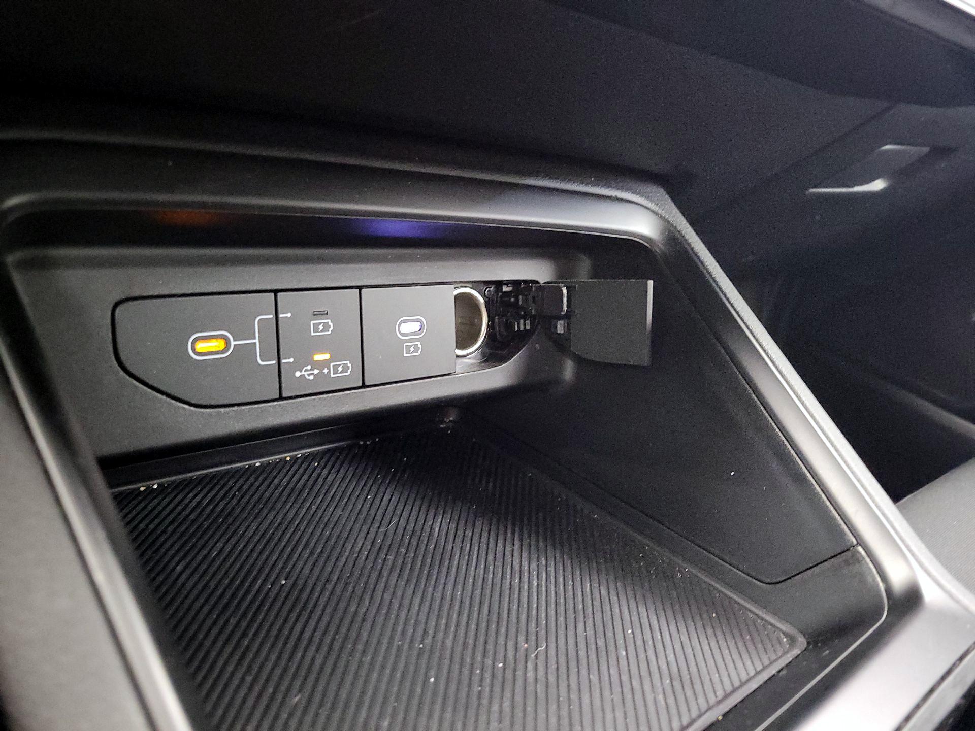 Thumbnail: 2025 Kia K5 - 18