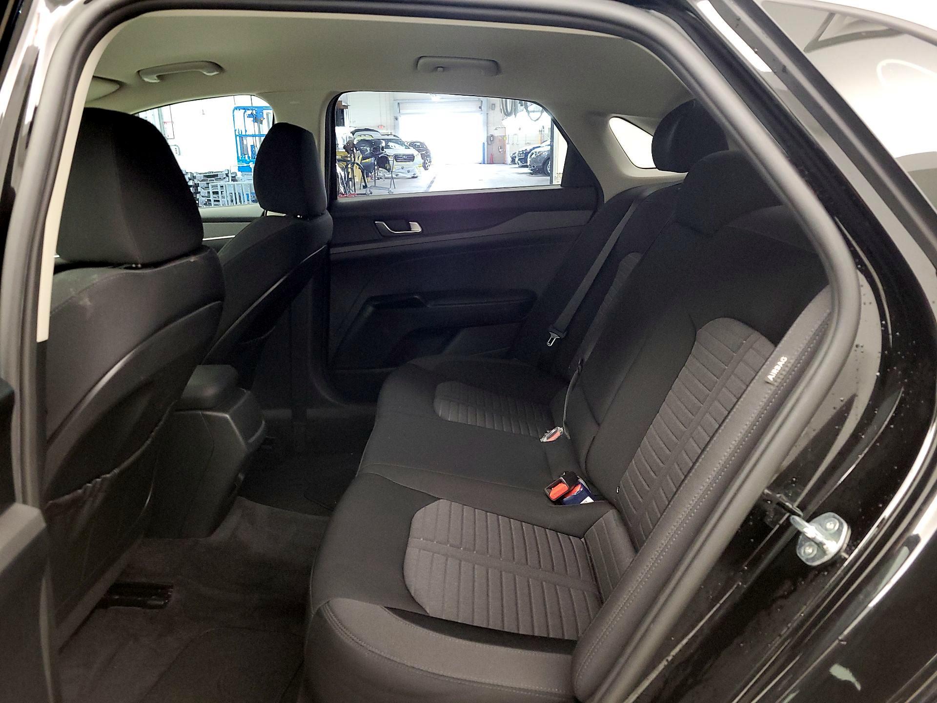 Thumbnail: 2025 Kia K5 - 19