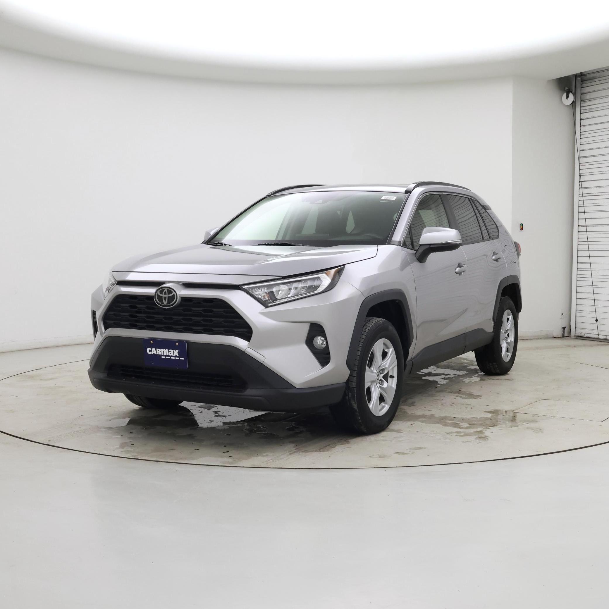 Thumbnail: 2020 Toyota RAV4 - 4