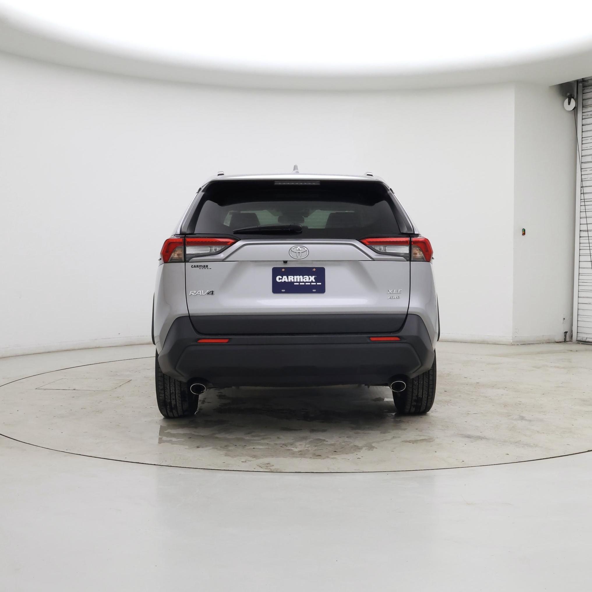 Thumbnail: 2020 Toyota RAV4 - 6