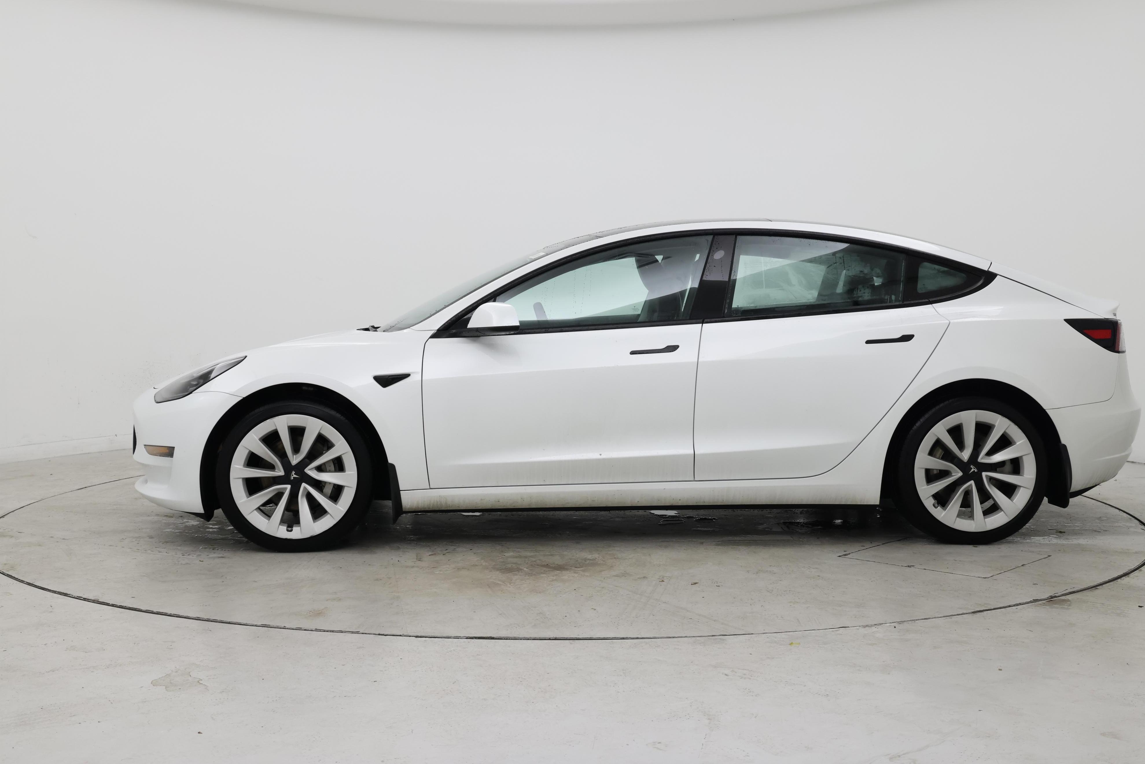 Thumbnail: 2023 Tesla Model 3 - 3