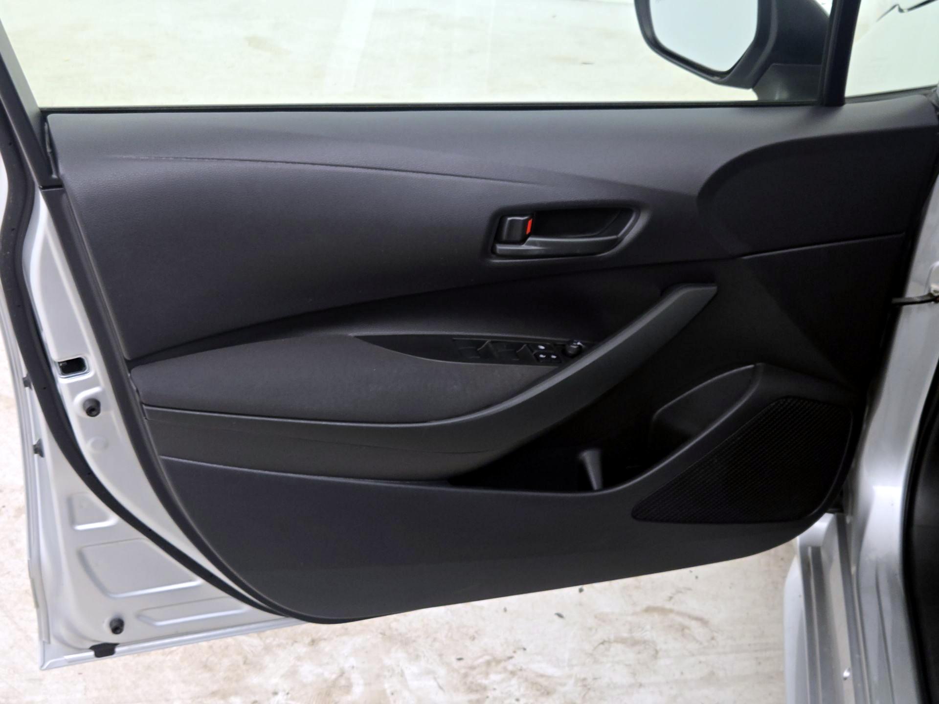 Thumbnail: 2022 Toyota Corolla - 12