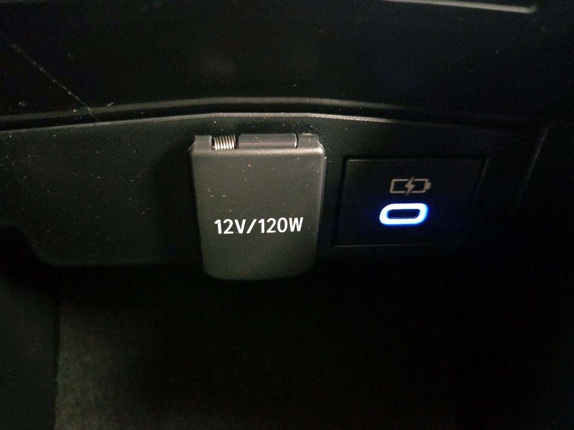 Thumbnail: 2022 Toyota Corolla - 18