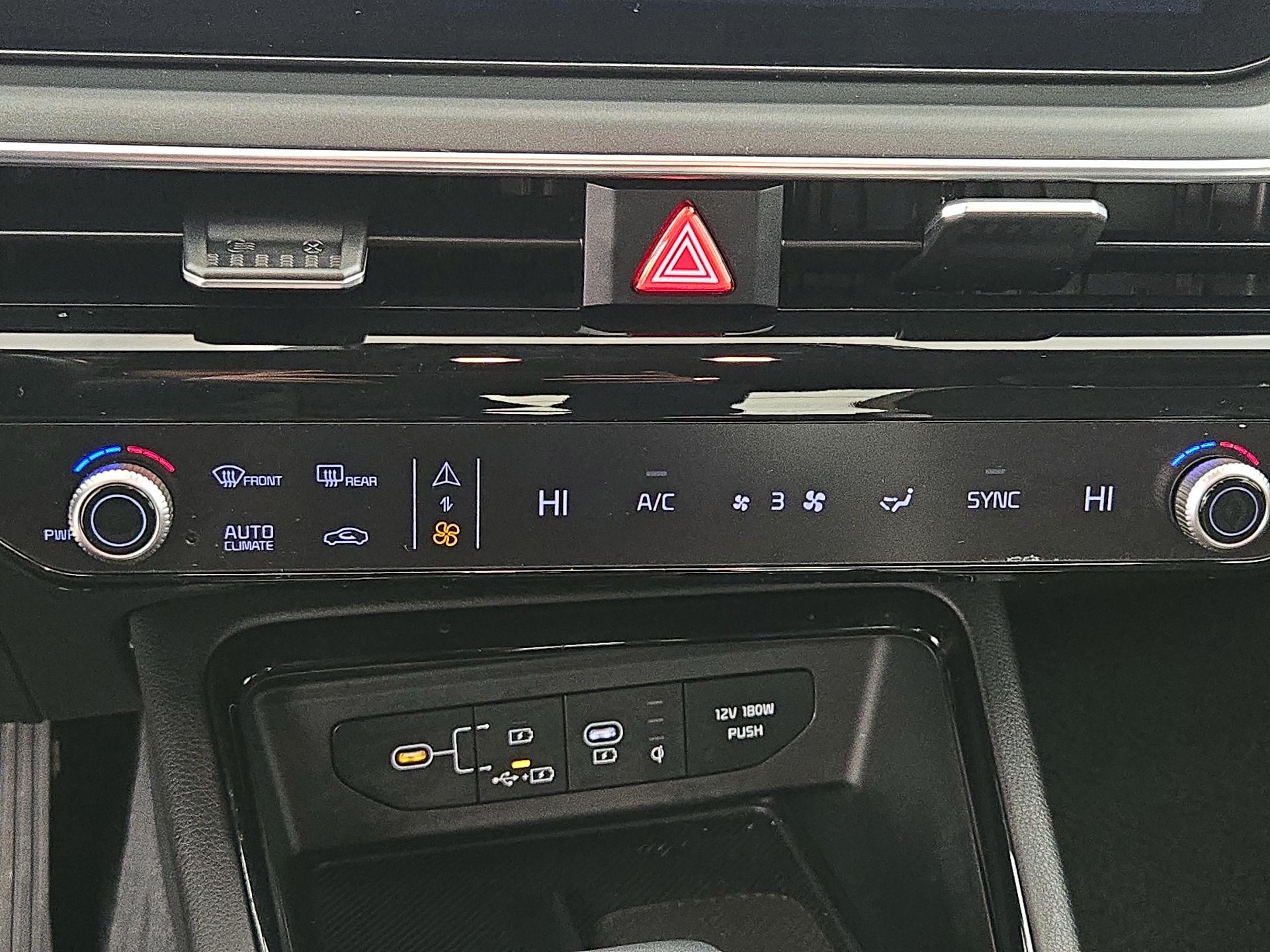 Thumbnail: 2025 Kia K5 - 17