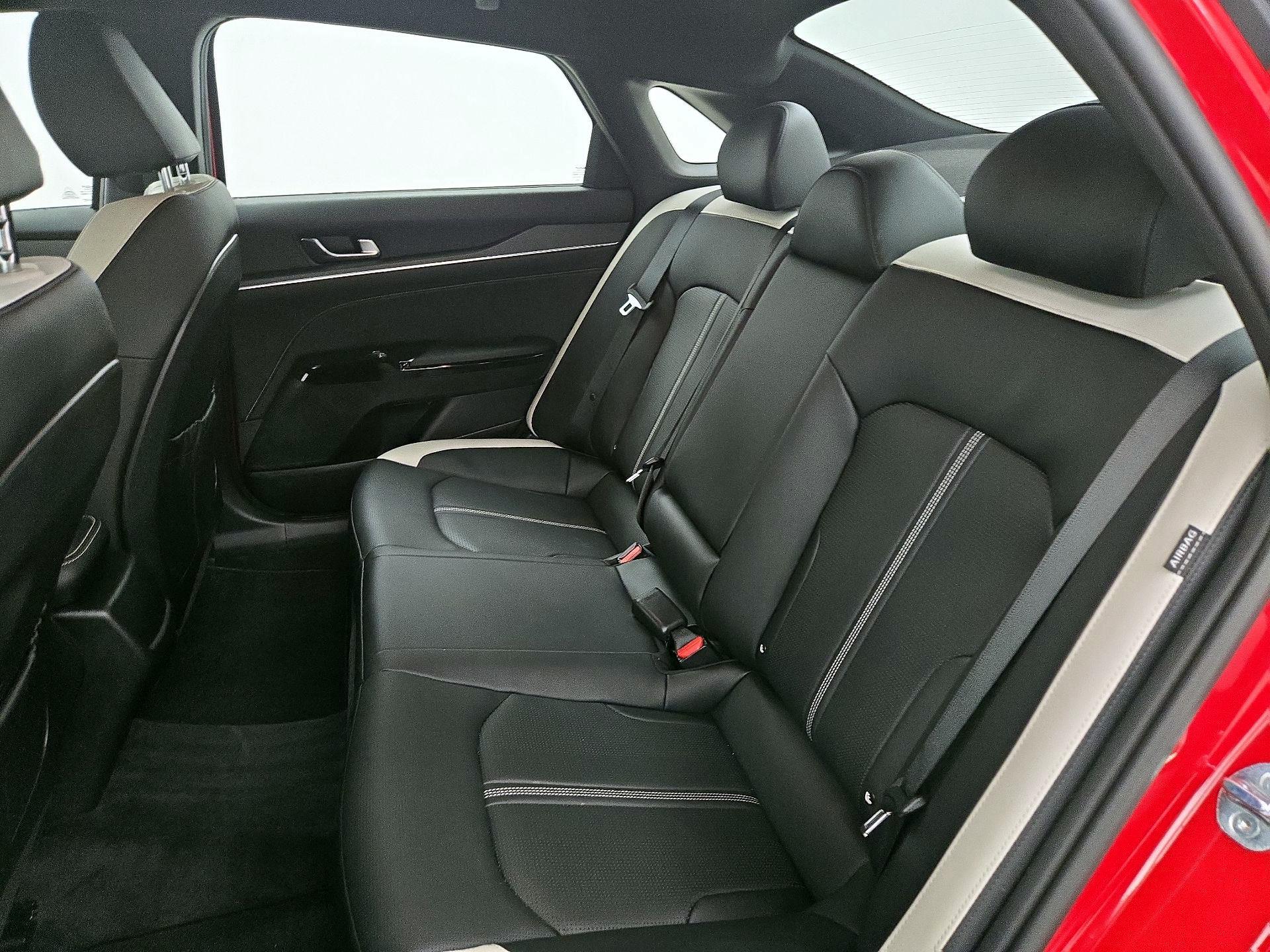 Thumbnail: 2025 Kia K5 - 20