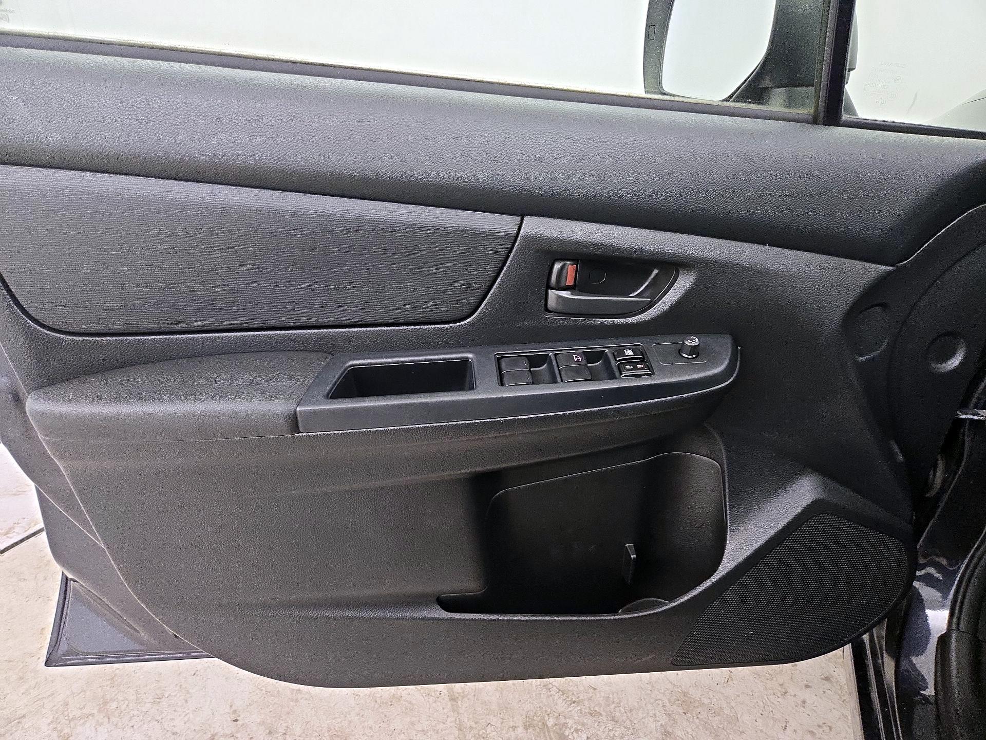 Thumbnail: 2014 Subaru Impreza - 12