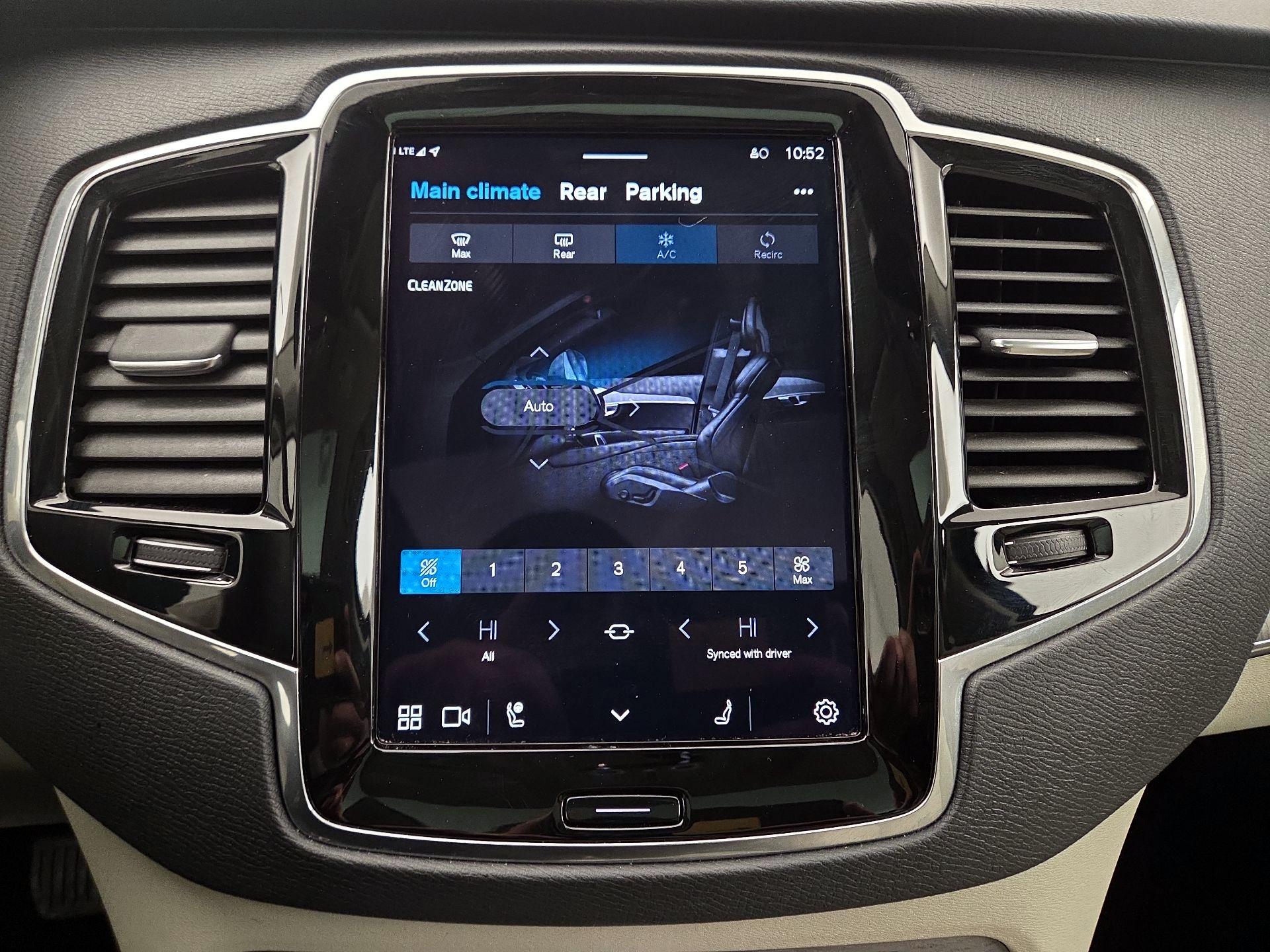 Thumbnail: 2023 Volvo XC90 - 17