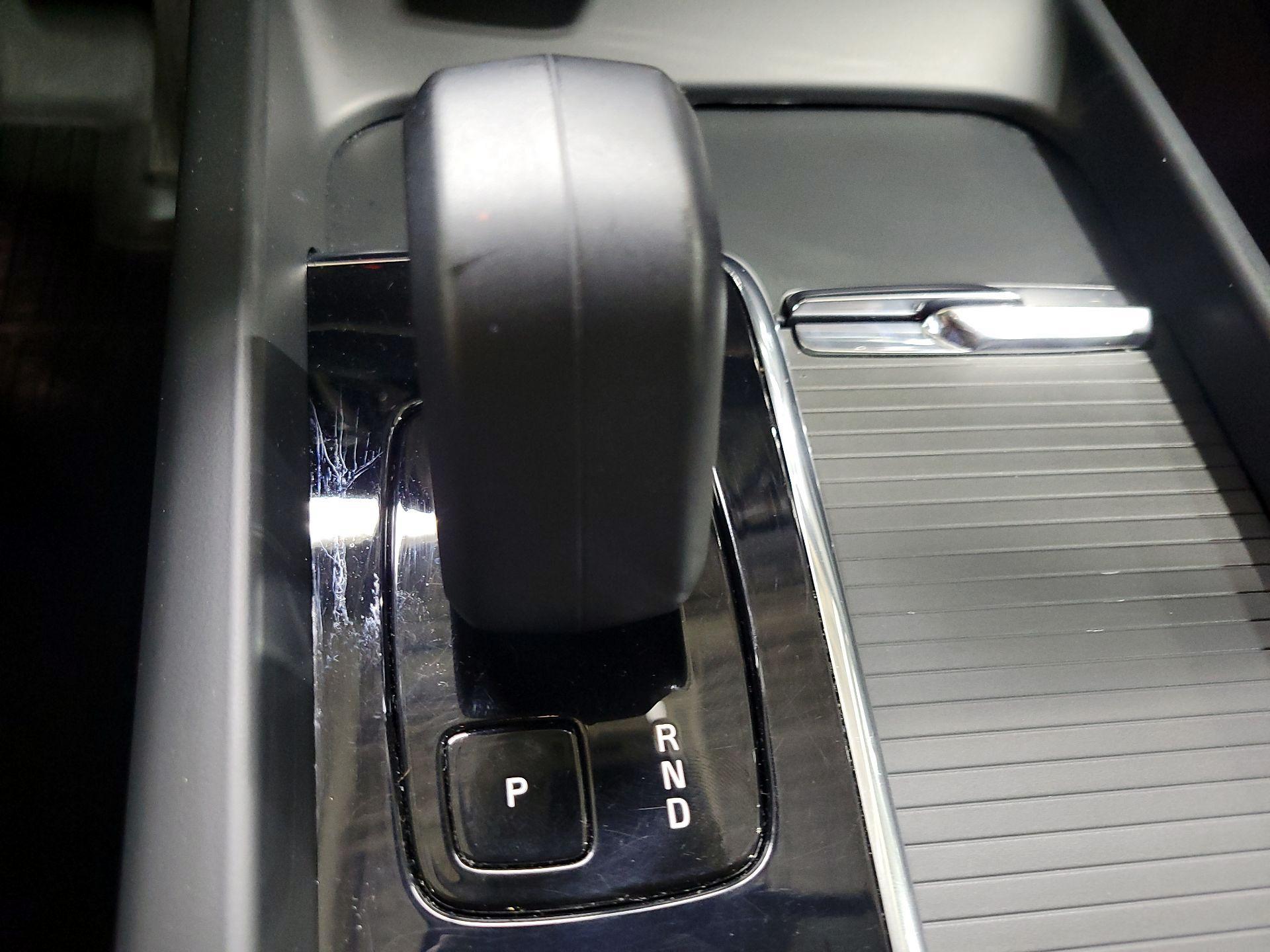 Thumbnail: 2023 Volvo XC60 - 18