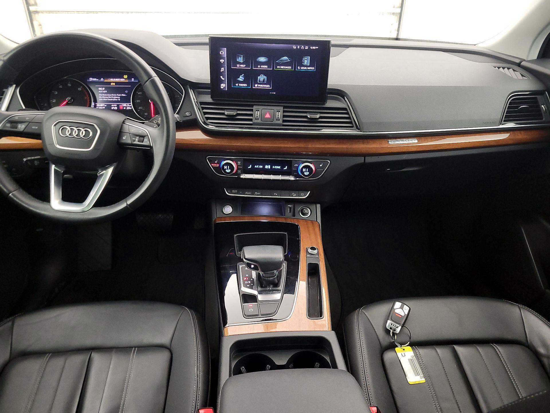 Thumbnail: 2023 Audi Q5 - 9