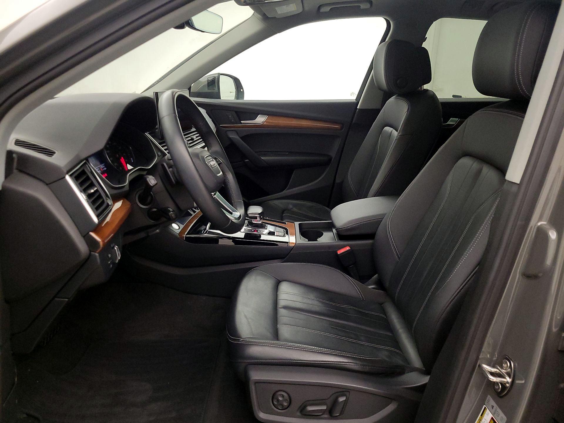 Thumbnail: 2023 Audi Q5 - 11