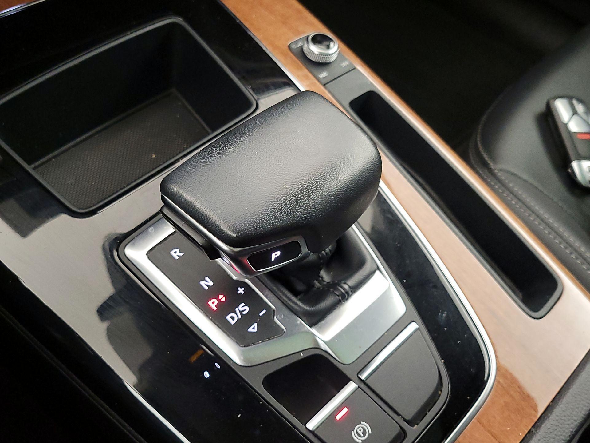 Thumbnail: 2023 Audi Q5 - 17