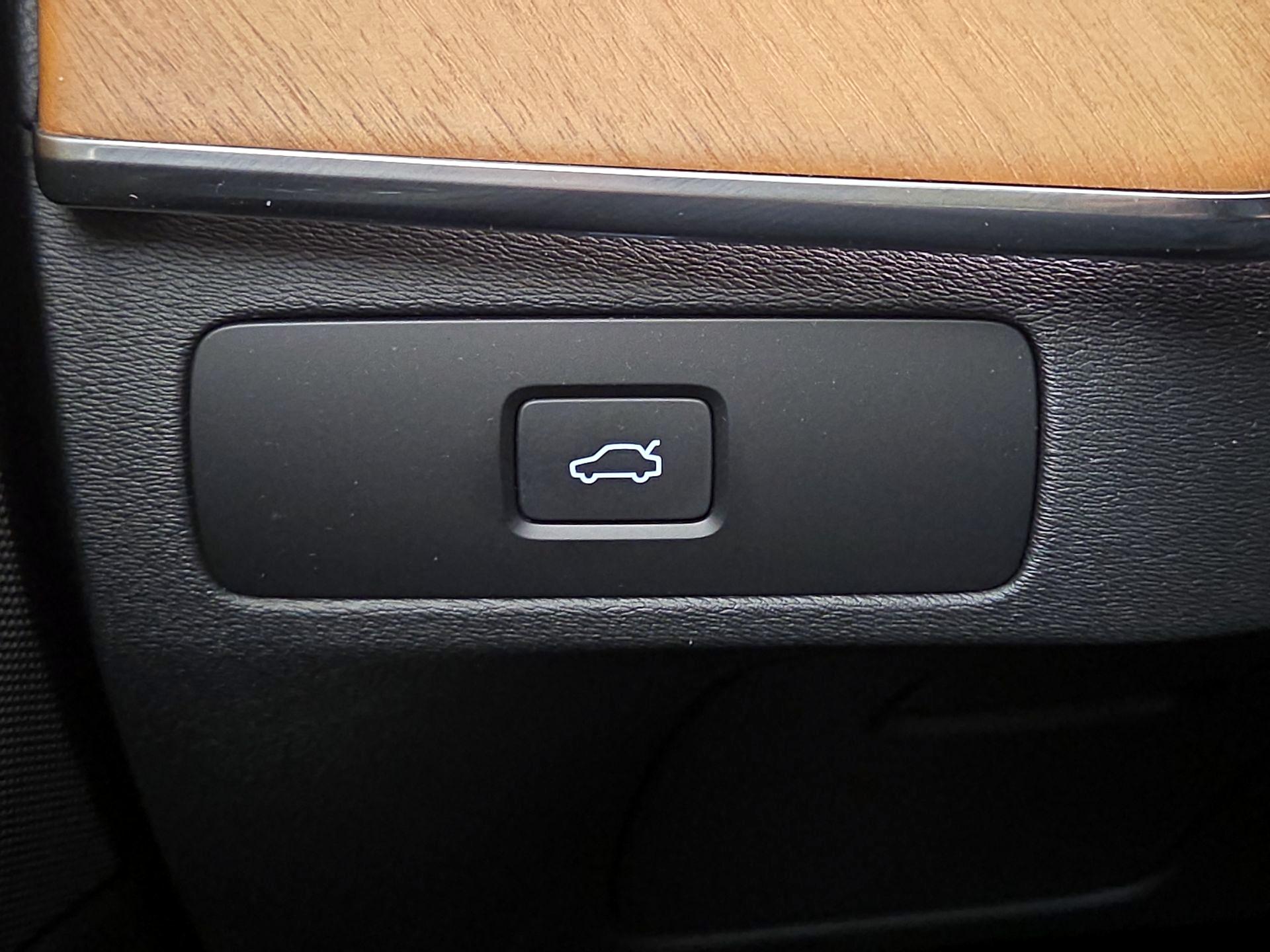 Thumbnail: 2024 Volvo XC90 - 13