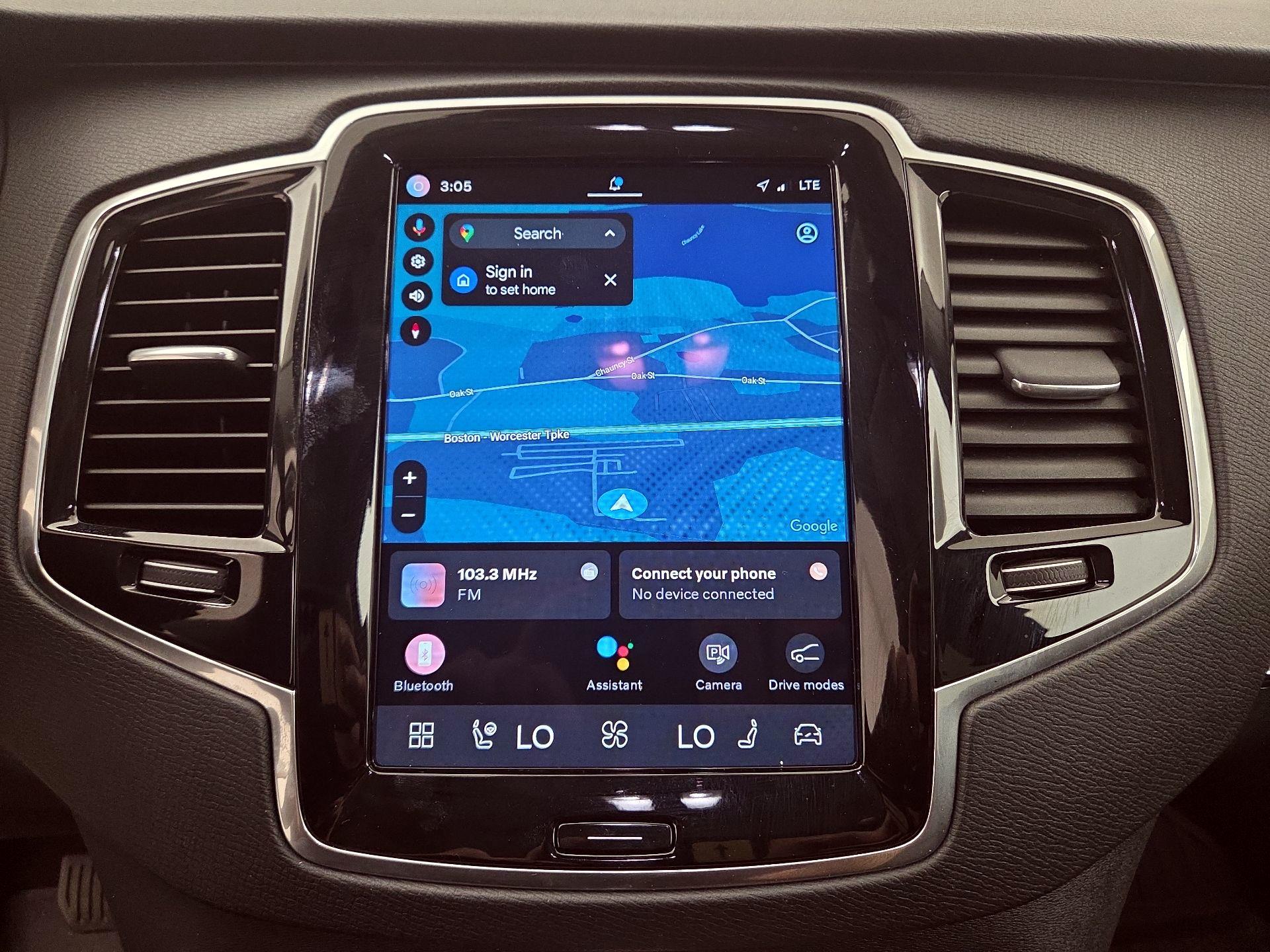 Thumbnail: 2024 Volvo XC90 - 14