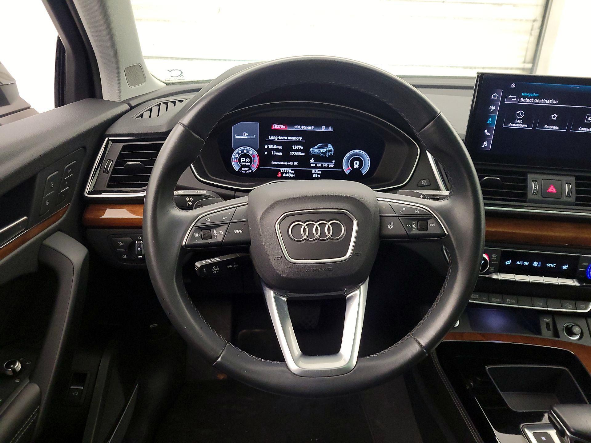 Thumbnail: 2023 Audi Q5 - 10