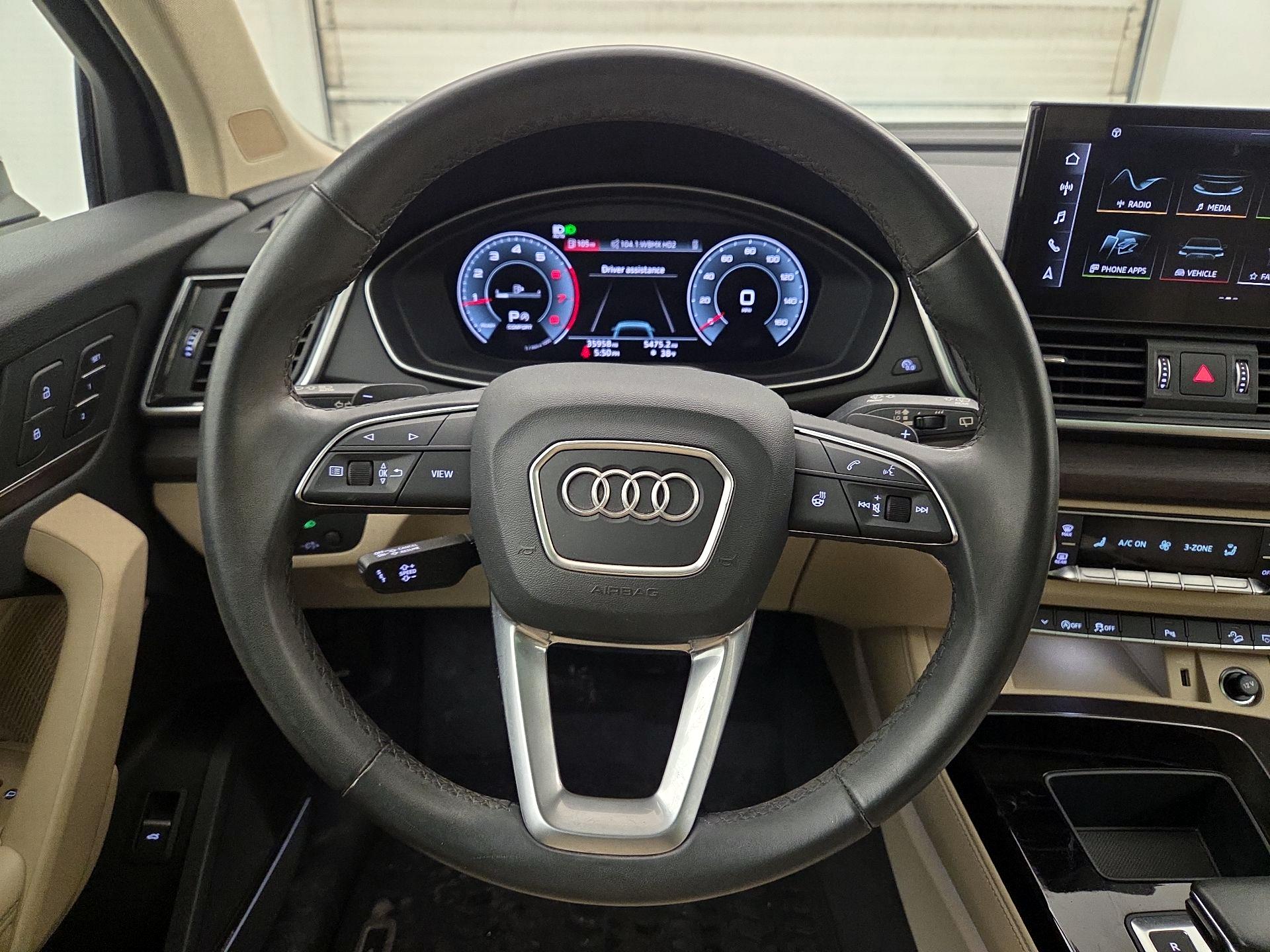 Thumbnail: 2022 Audi Q5 - 10