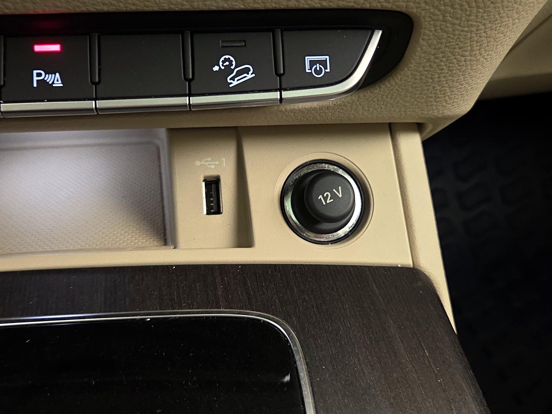 Thumbnail: 2022 Audi Q5 - 18