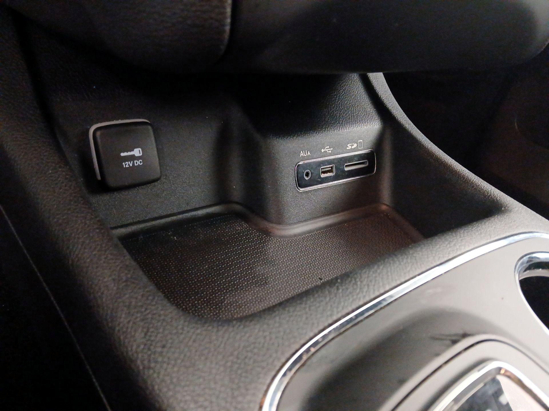 Thumbnail: 2015 Dodge Durango - 19