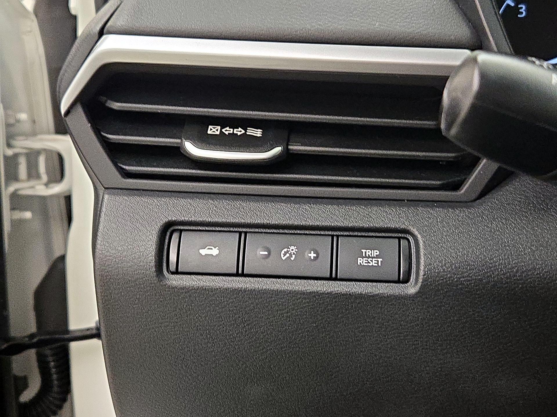 Thumbnail: 2022 Nissan Altima - 13