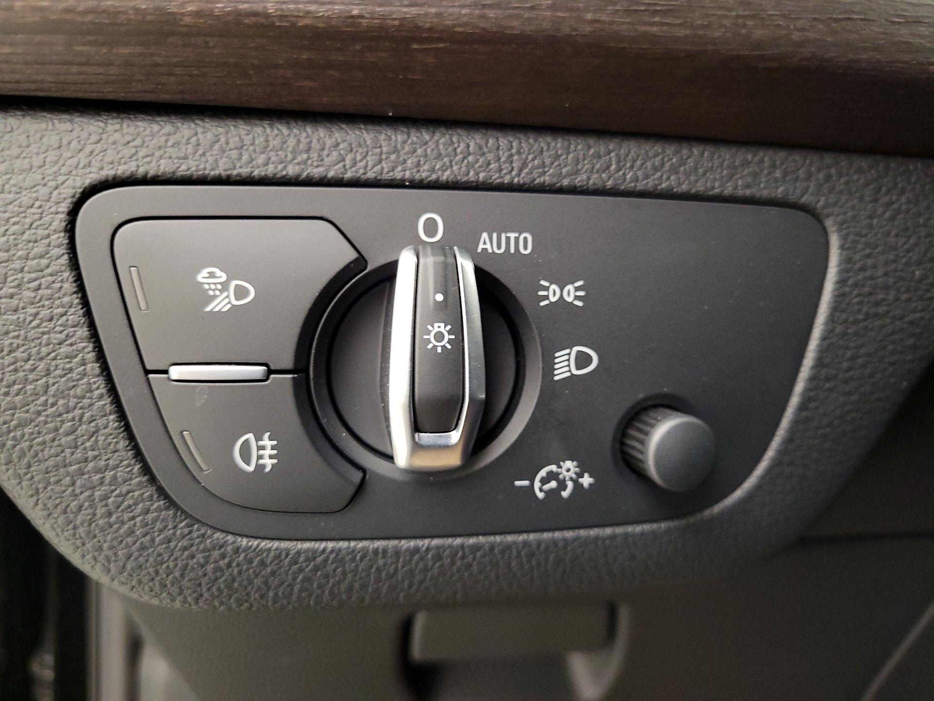 Thumbnail: 2023 Audi Q5 - 13