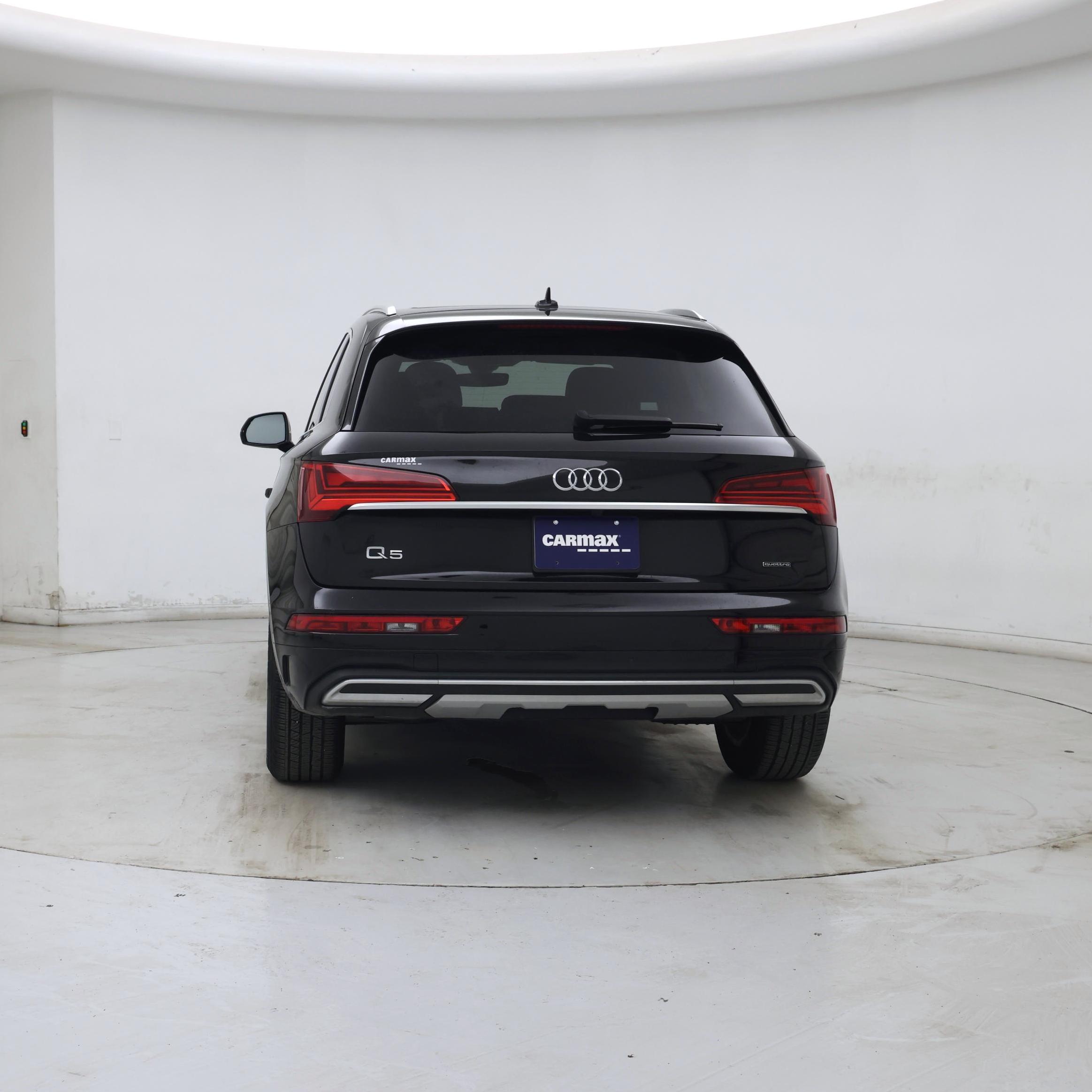 Thumbnail: 2023 Audi Q5 - 6