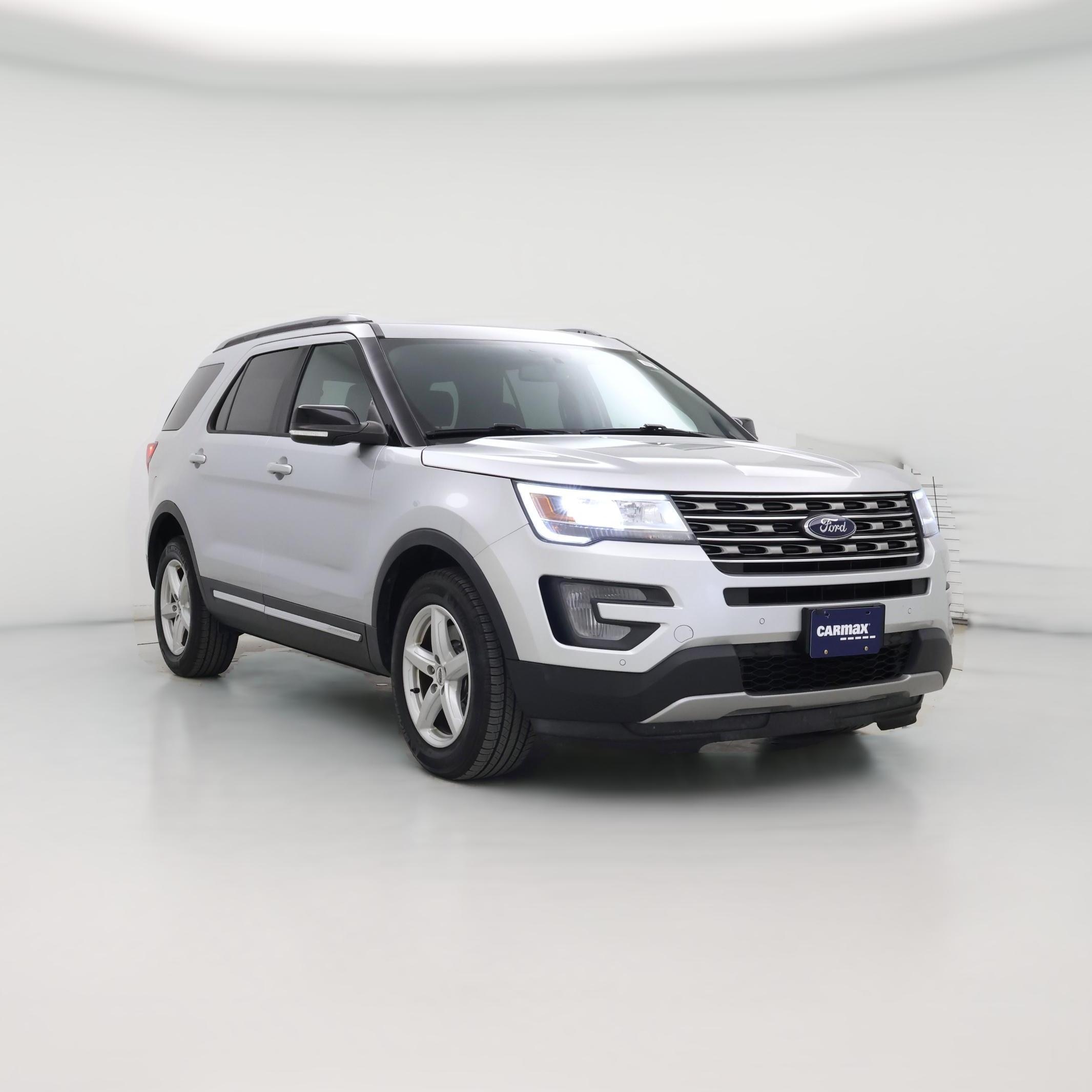Thumbnail: 2017 Ford Explorer - 1