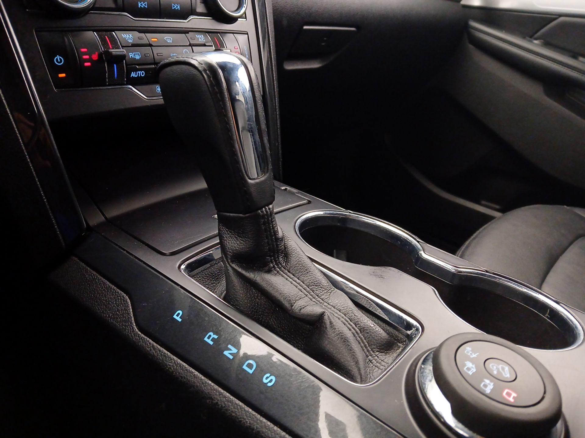 Thumbnail: 2017 Ford Explorer - 18