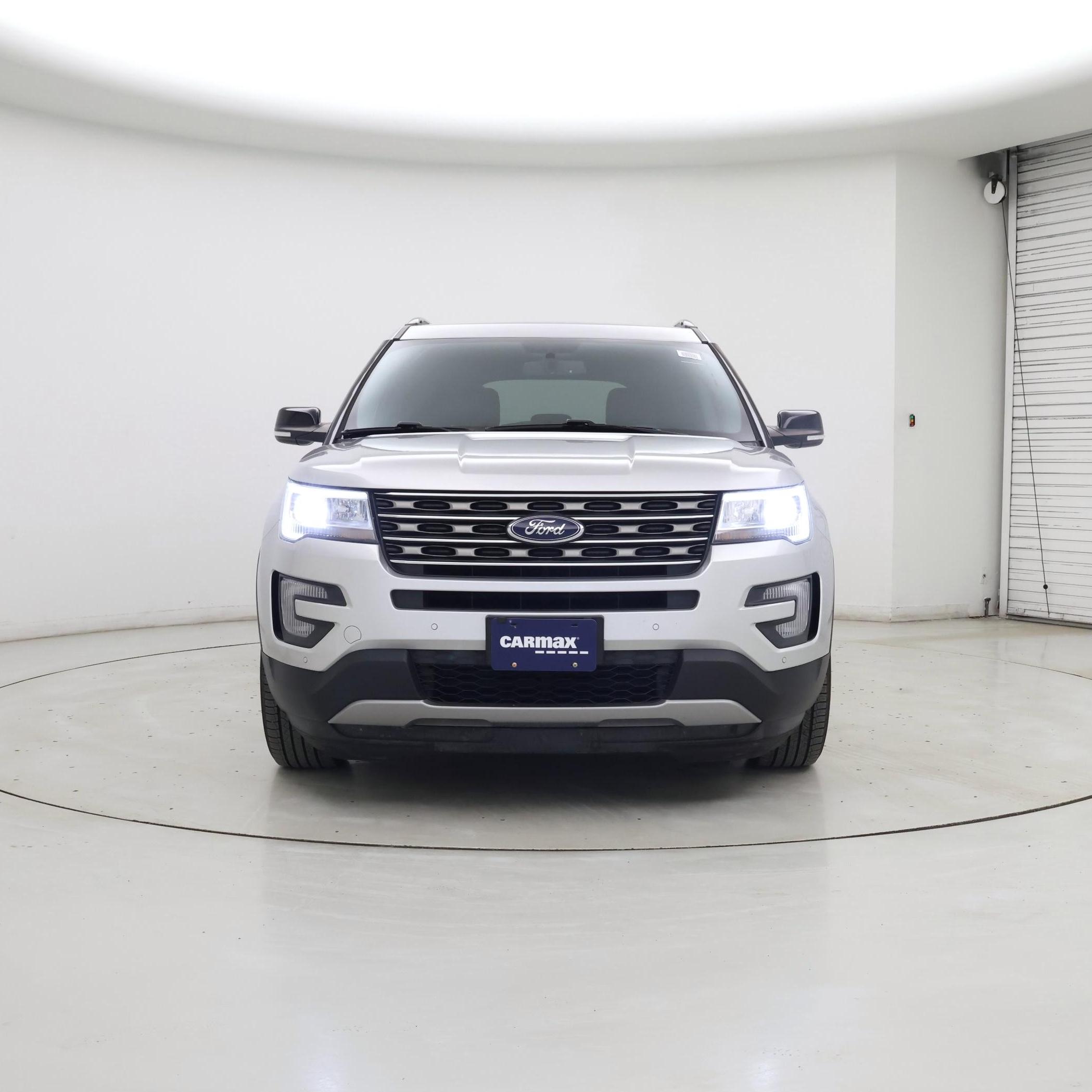 Thumbnail: 2017 Ford Explorer - 5