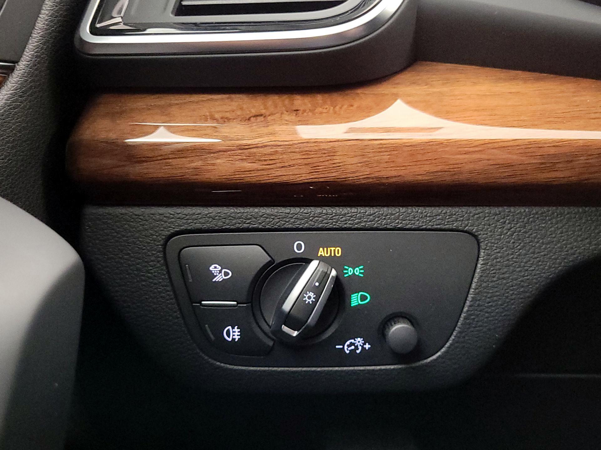 Thumbnail: 2023 Audi Q5 - 13