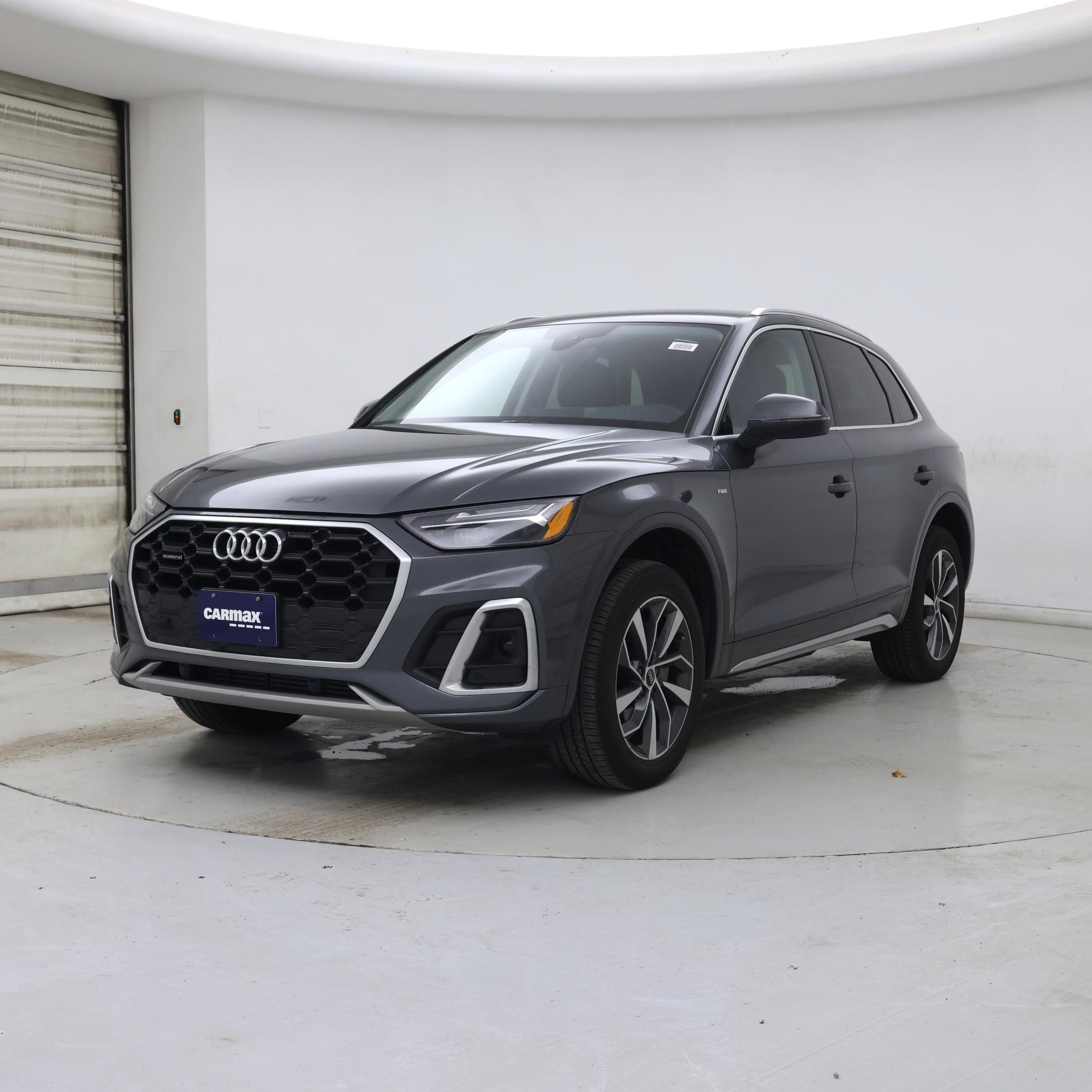 Thumbnail: 2023 Audi Q5 - 4