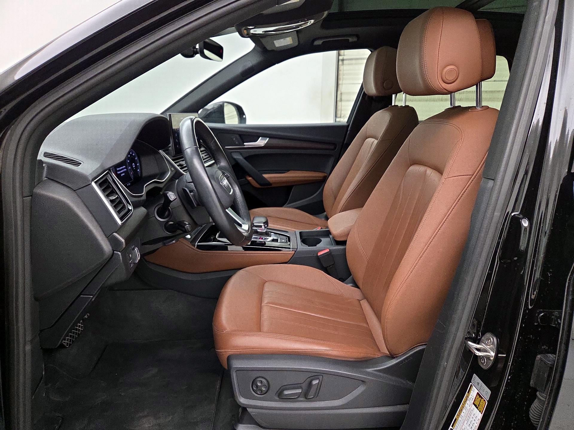 Thumbnail: 2023 Audi Q5 - 11