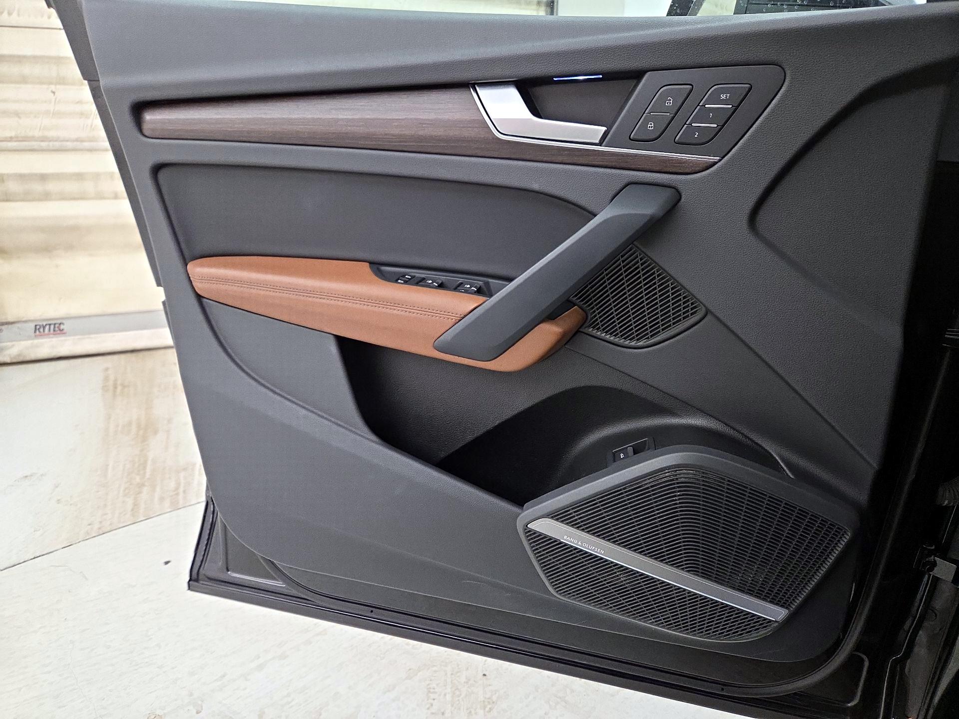 Thumbnail: 2023 Audi Q5 - 12