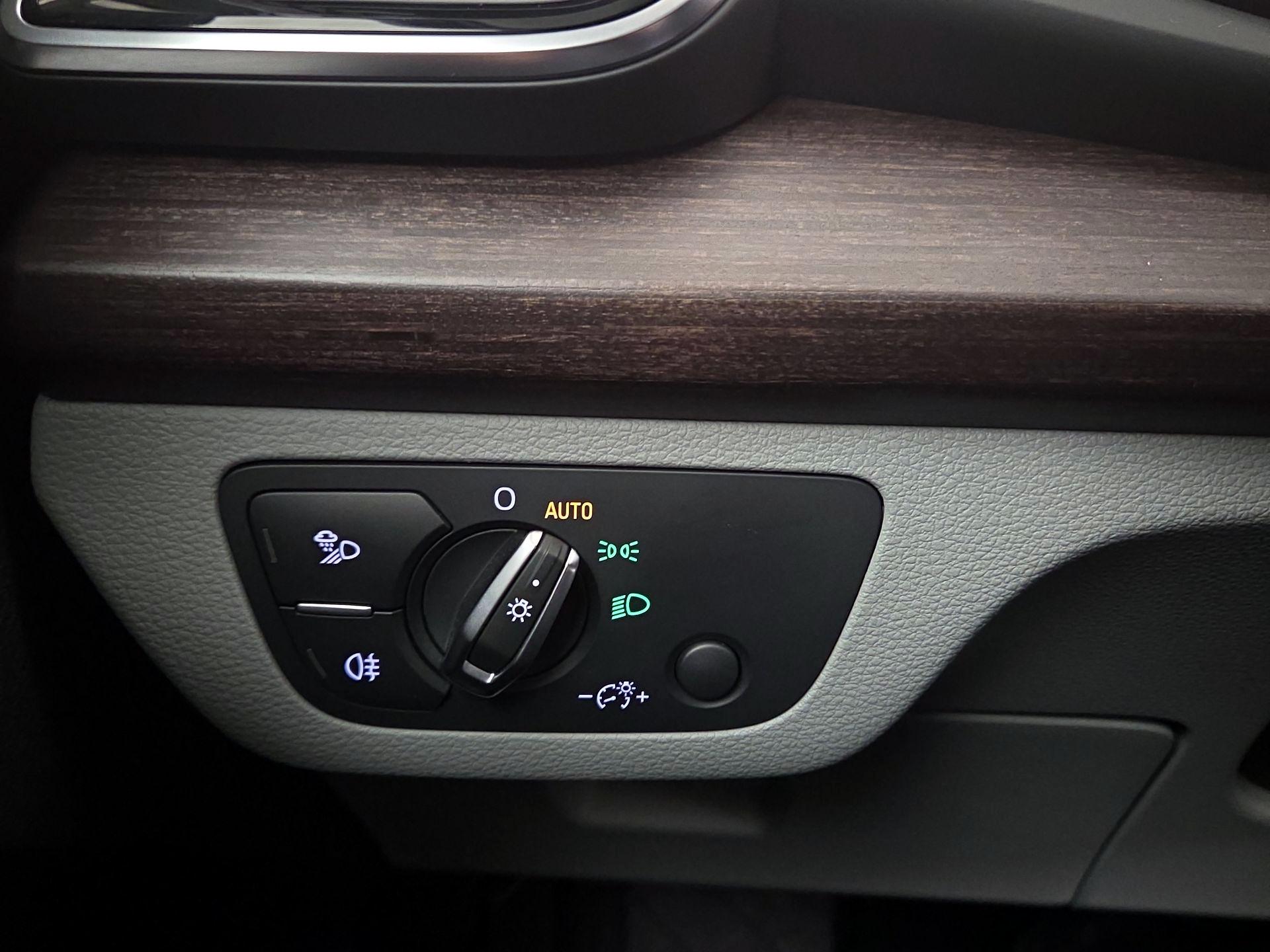 Thumbnail: 2023 Audi Q5 - 13