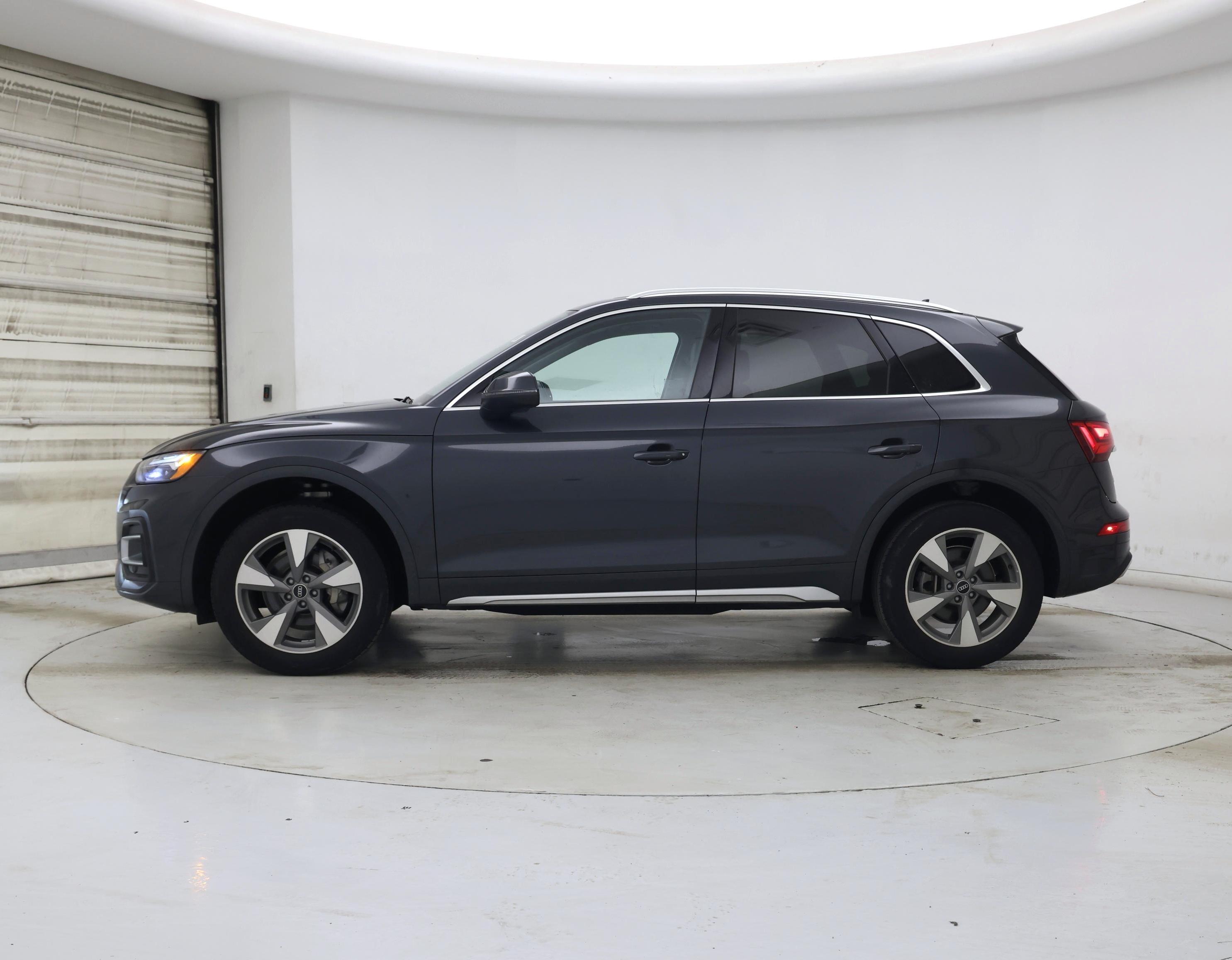 Thumbnail: 2023 Audi Q5 - 3