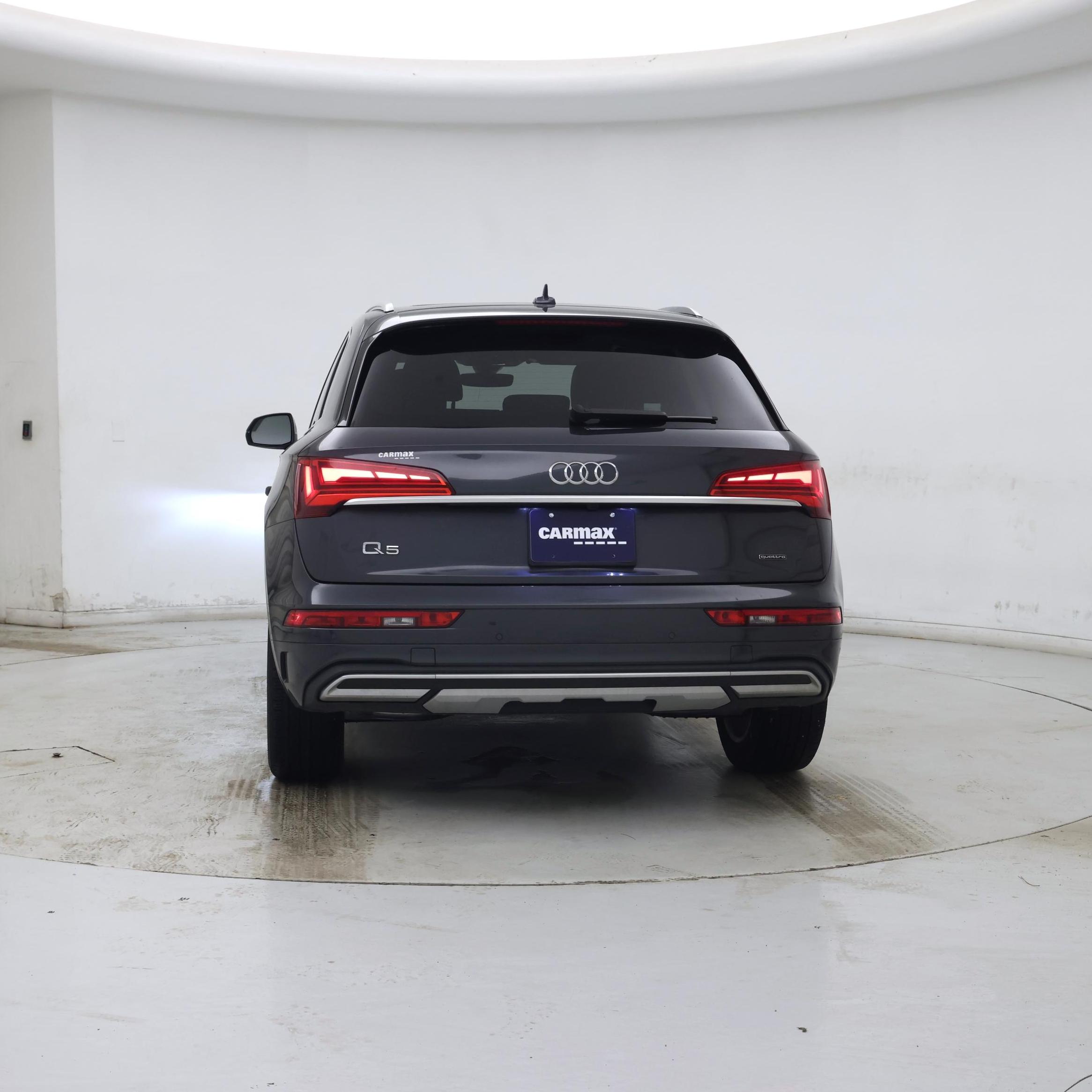 Thumbnail: 2023 Audi Q5 - 6